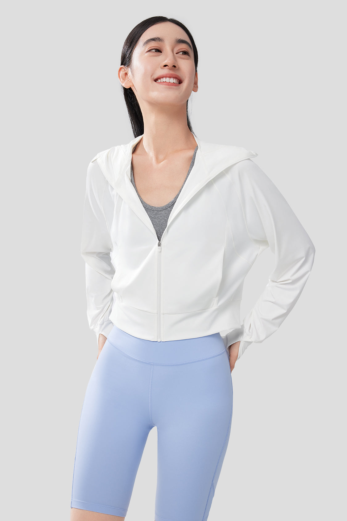 Icesharp Women's UPF50+ Sun Protection Jacket - Lightweight UV Blocking Windbreaker for Outdoor Hiking, Beach & Summer Activities