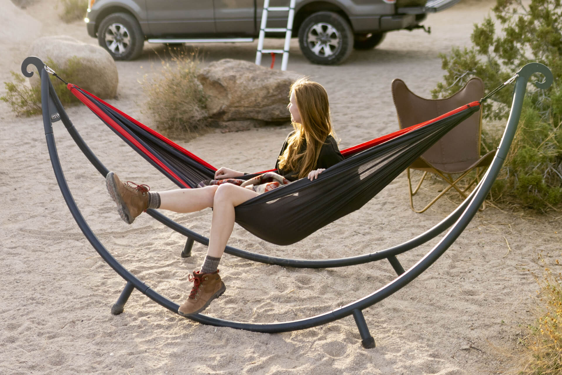 SoloPod™ Portable Hammock Stand - Lightweight & Adjustable for Backyard, Beach, Camping - Perfect for Relaxing Outdoors