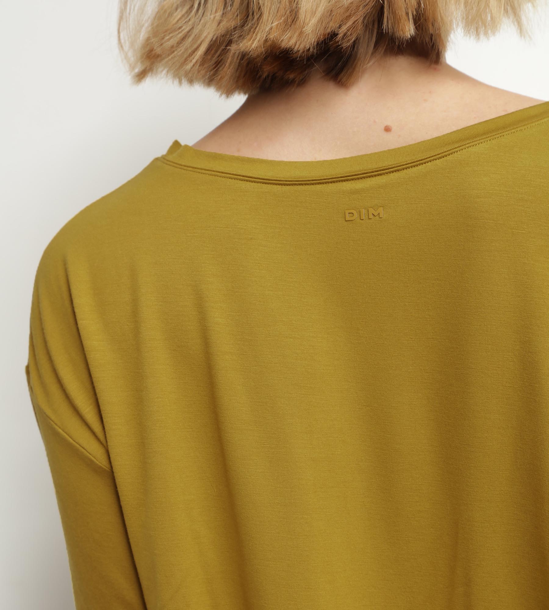 Olive Green Viscose Open Back Sports T-Shirt for Women - Breathable & Stylish Workout Top for Yoga, Running & Gym