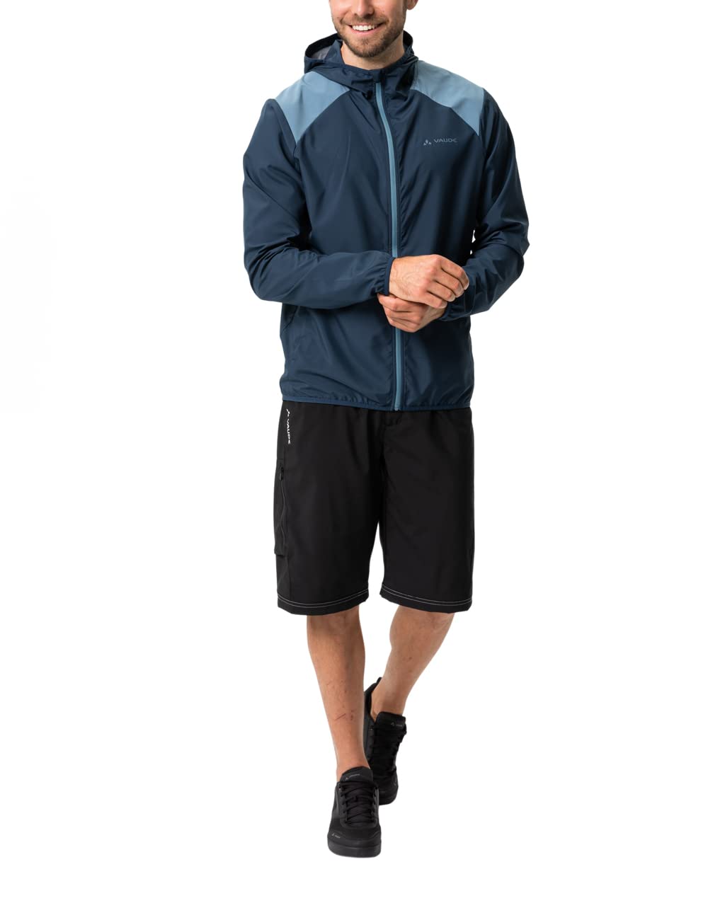VAUDE Men's Qimsa Air Jacket - Lightweight Waterproof Hiking Jacket for Outdoor Adventures - Perfect for Camping, Trekking & Travel