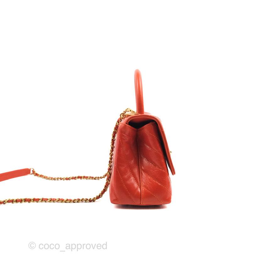 Chanel Chevron Small Coco Handle Bag in Dark Orange Shiny Aged Calfskin with Aged Gold Hardware - Perfect for Evening Events & Luxury Fashion Accessories