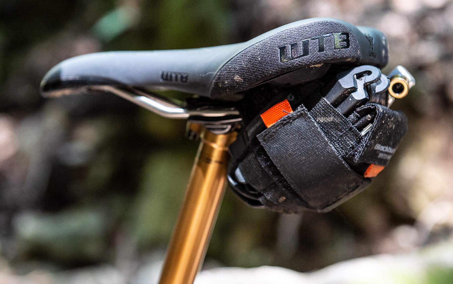 Blackburn Bike Switch Wrap - Easy-to-Install Bike Frame Protection (With or Without Tools) | Perfect for Mountain Bikes, Road Bikes & Commuter Bikes