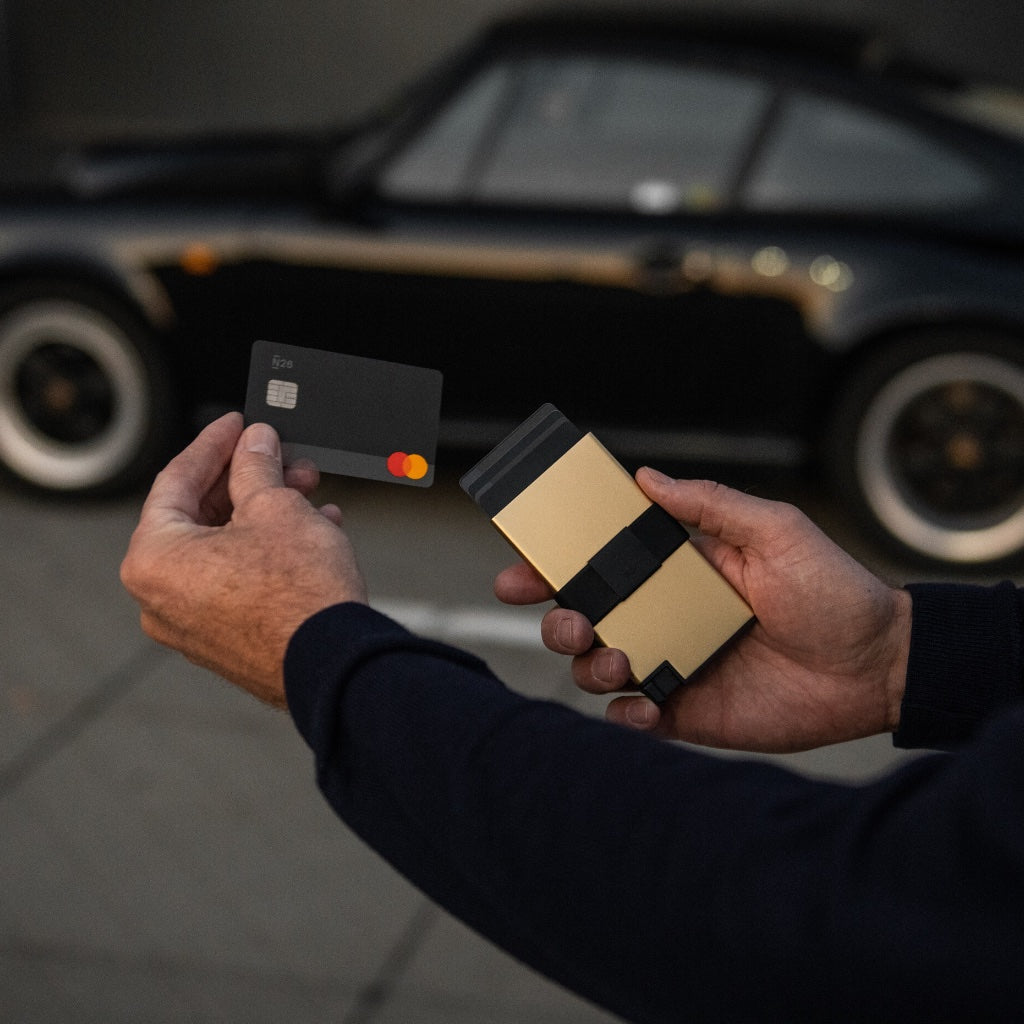 18K Gold Luxury Card Holder - Slim RFID Blocking Credit Card Wallet for Men & Women - Perfect for Business, Travel, and Everyday Use