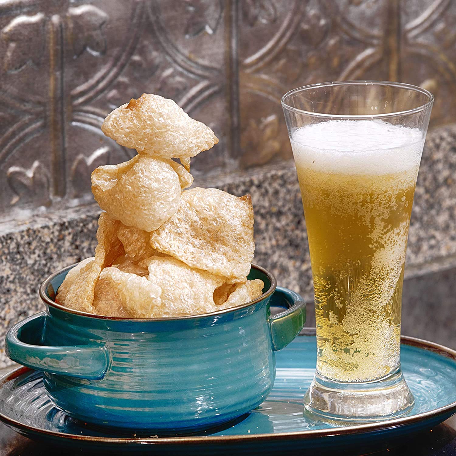 Julia's Pantry Pork Rinds 2.5lbs - Keto, Paleo & Low Carb Snacks - Zero Carb Crunchy Chicharrones for Atkins & Diabetic Diets - Perfect for On-the-Go, Movie Nights & Healthy Snacking