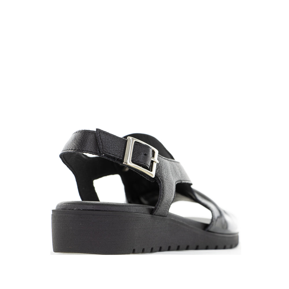 Django & Juliette Madis Black Patent Leather Women's Shoes - Elegant & Comfortable for Parties, Weddings & Evening Events