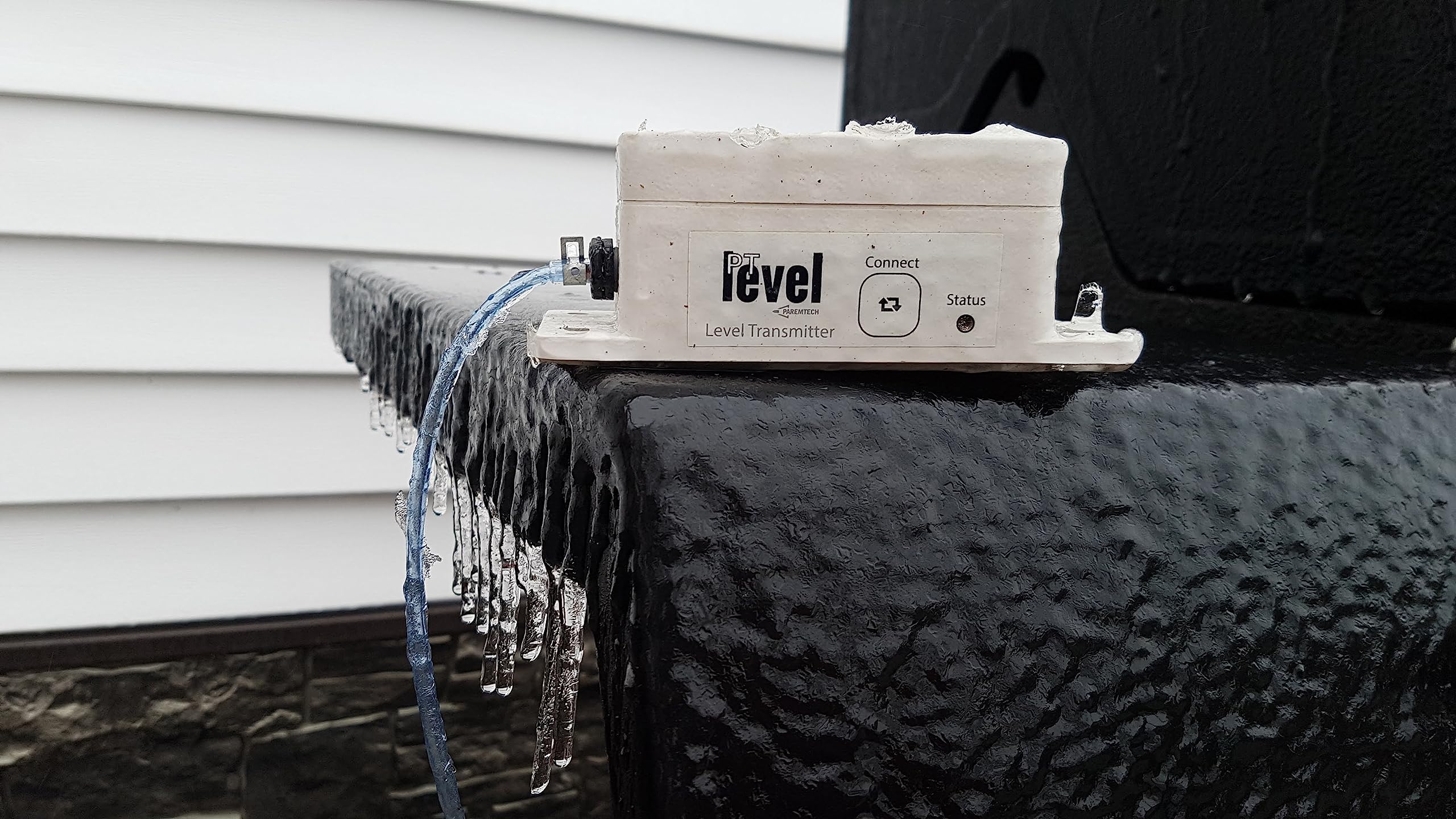 PTLevel Wireless Tank Level Monitor - Remote Water Level Sensor for Cisterns, Wells, Sump Pumps & Chemical Tanks | Real-Time Monitoring via Mobile App & Web | Perfect for Home, Farm & Industrial Use