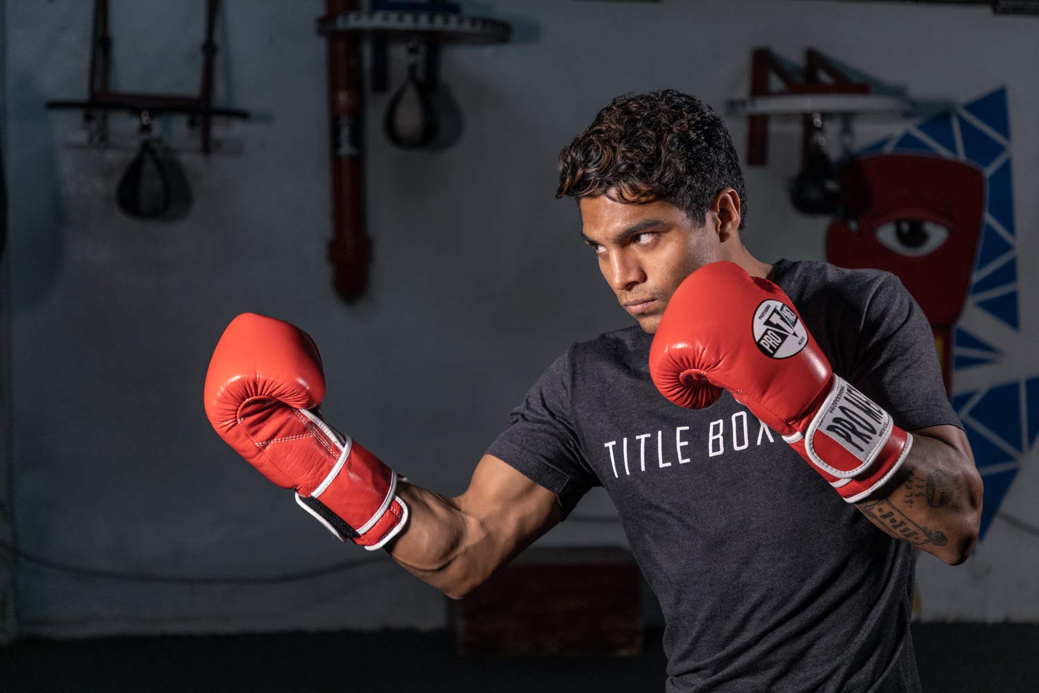 Pro-Mex Professional Training Gloves V 3.0 - Premium Boxing & MMA Sparring Gloves for Men & Women - Ideal for Gym, Fitness, Muay Thai & Kickboxing Training