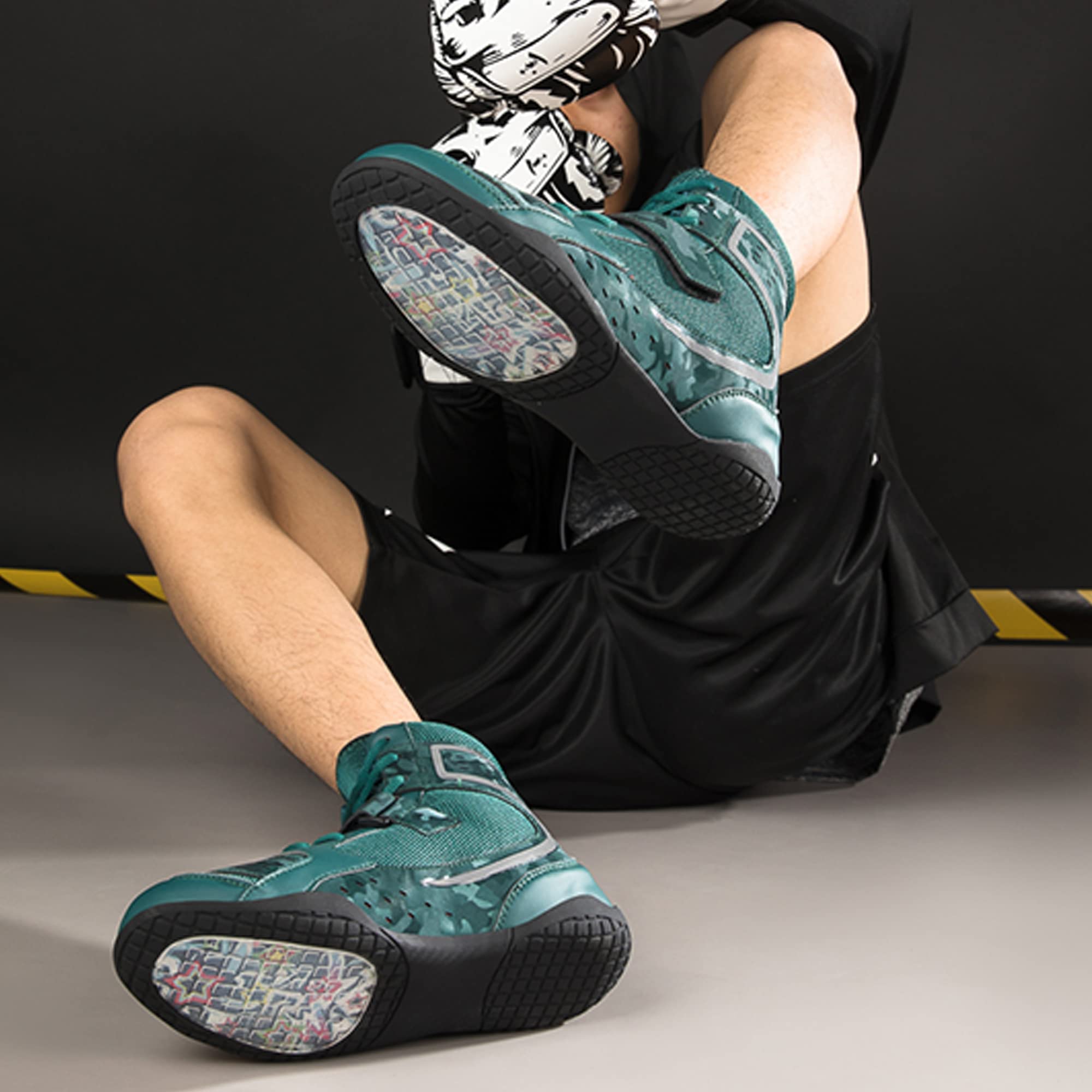 Men's High-Top Wrestling Boots - Lightweight Boxing & Weightlifting Shoes for Training & Competition - Non-Slip Sanda Martial Arts Shoes (Green, Size 10) - Perfect for MMA, Gym Workouts & Combat Sports