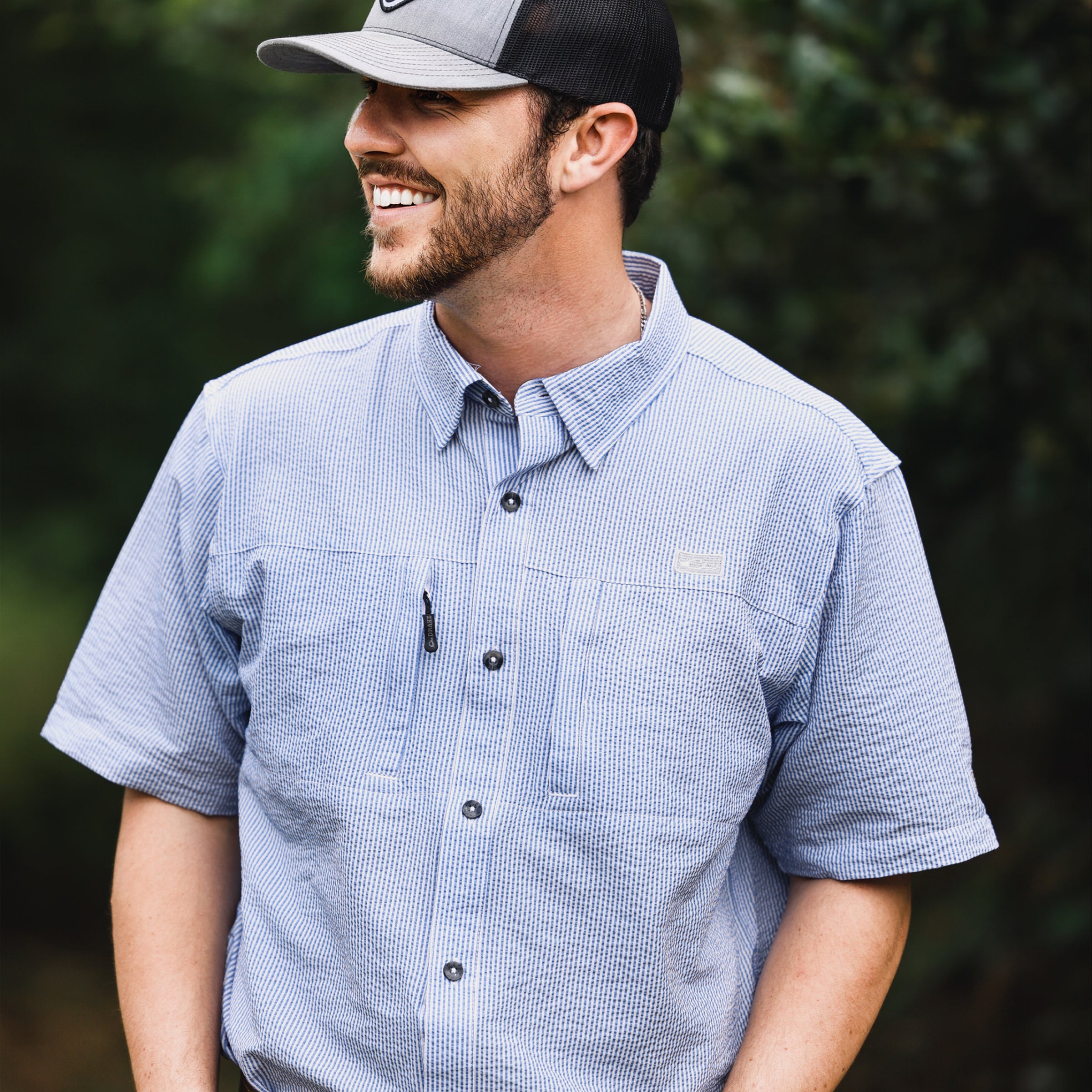 Classic Seersucker Stripe Button Down Short Sleeve Shirt for Men - Breathable Summer Casual Wear - Perfect for Beach, Vacation & Outdoor Activities