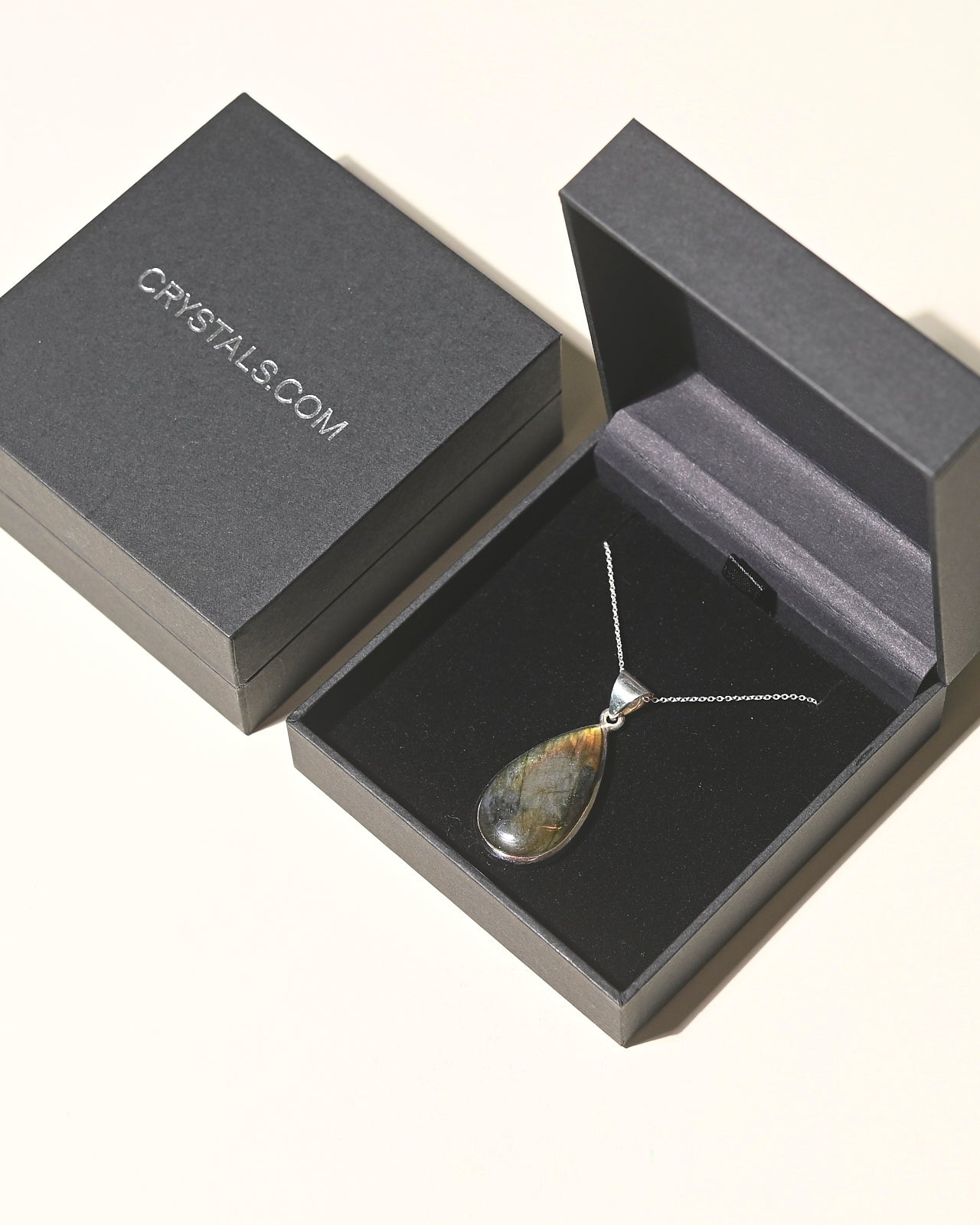Natural Labradorite Gemstone Necklace for Women | Healing Crystal Pendant Jewelry for Spiritual Protection & Energy Balance | Perfect for Meditation, Yoga & Everyday Wear