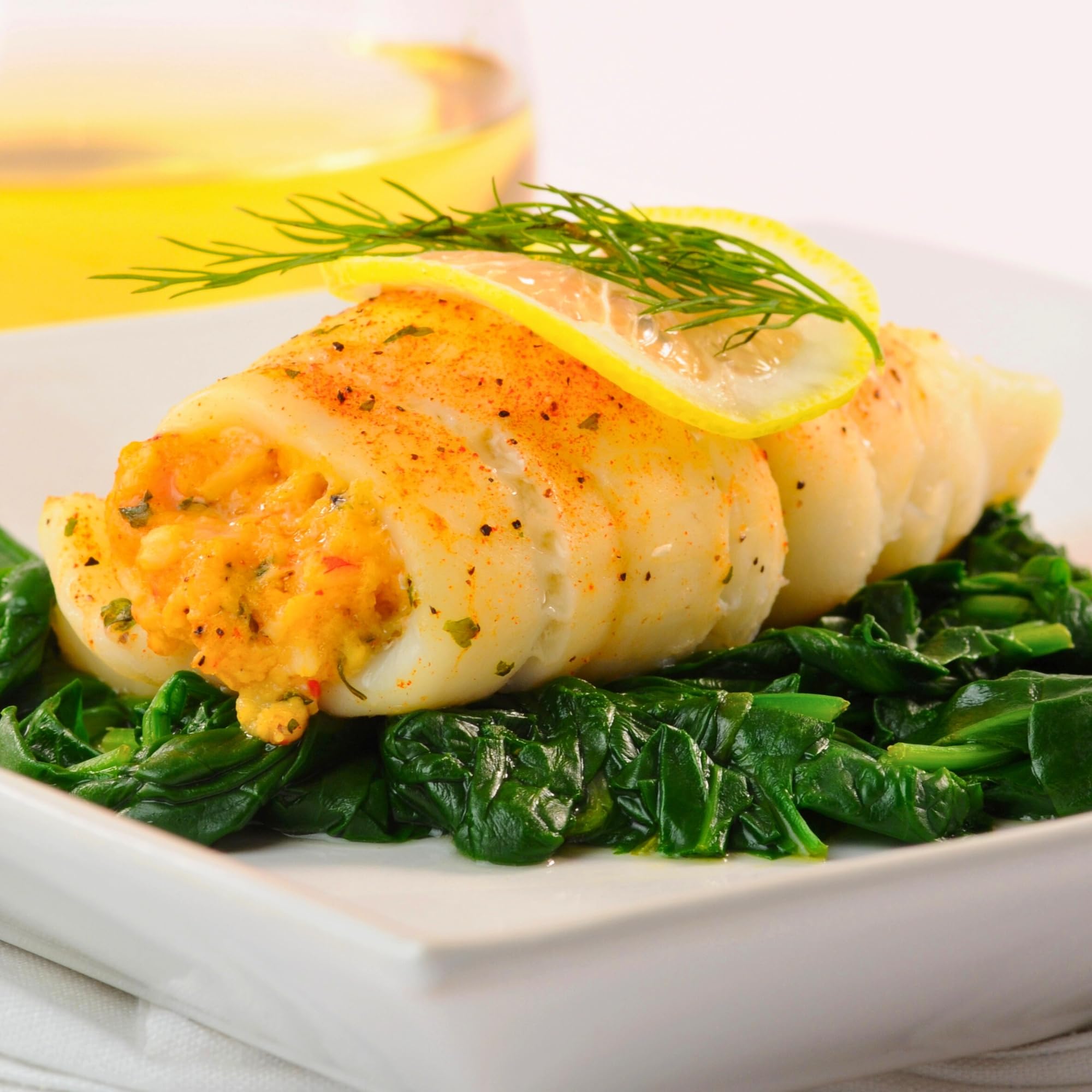 Premium Stuffed Sole Fillets with Scallops & Crab - 16 Pack (5oz Each, 5lbs Total) - Gourmet Seafood for Fine Dining & Special Occasions