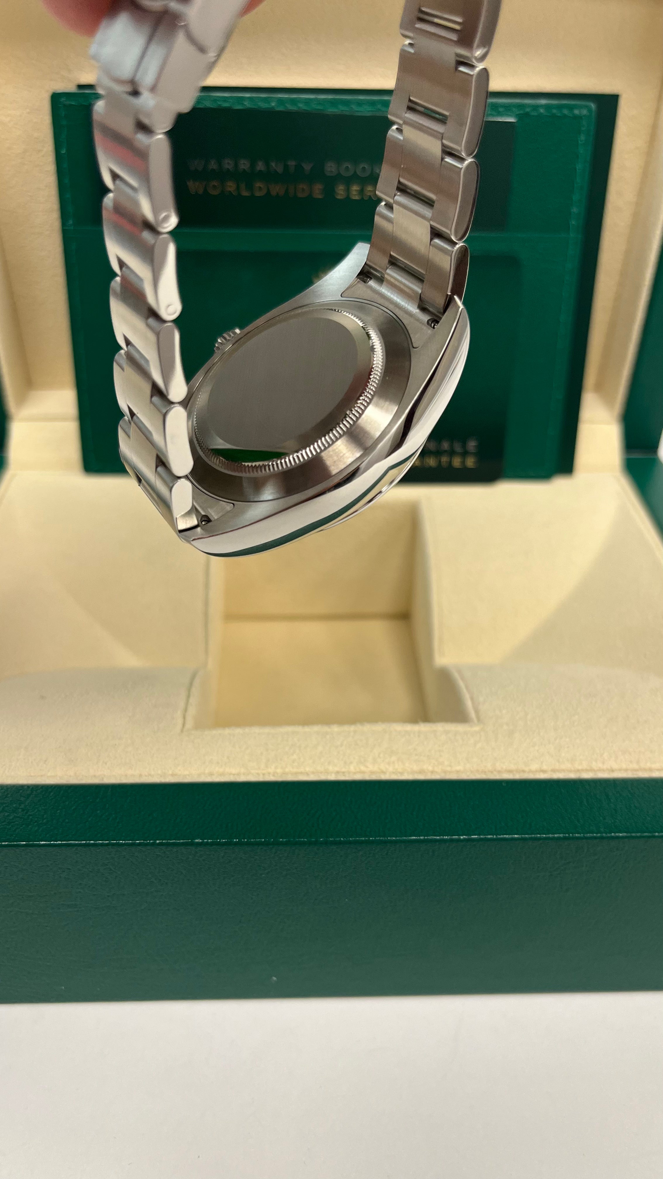 Original Rolex Air King 116900 Men's Watch - Black Dial, Stainless Steel, Precision Timekeeping for Business & Formal Occasions