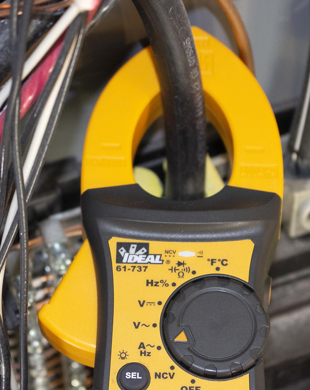 IDEAL INDUSTRIES INC. 61-737 Digital AC Clamp Meter 400 Amp 600V - Professional Electrical Tester for HVAC, Automotive & Industrial Use