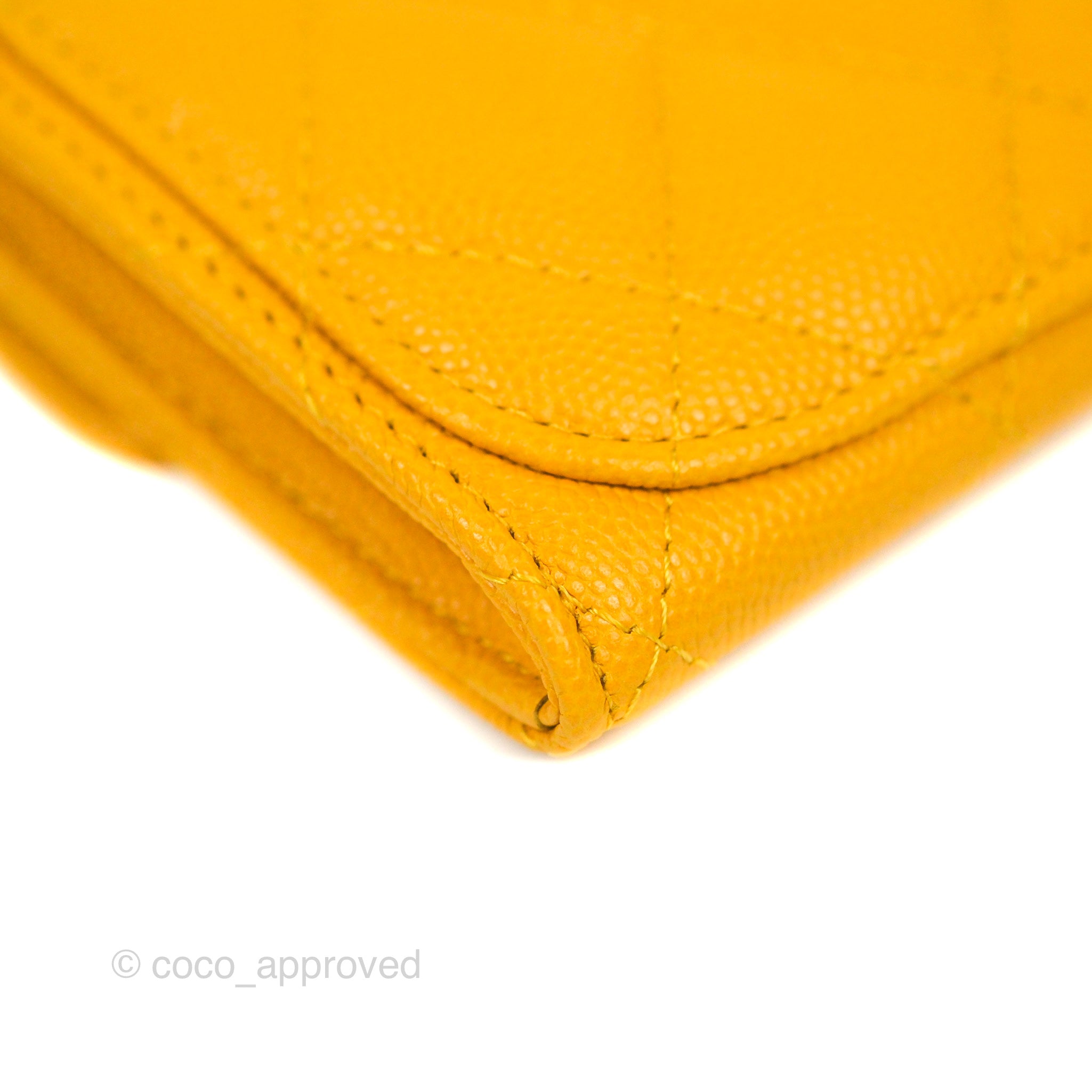 Chanel Classic Flap Coin Purse in Yellow Caviar Leather with Gold Hardware - Luxury Wallet for Women, Perfect for Parties & Everyday Use