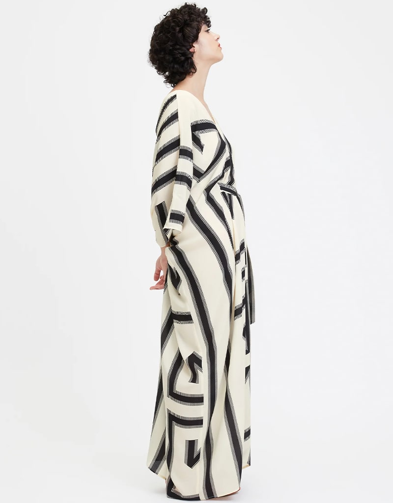 Elegant Black & White French Moss Kaftan - Boho Chic Loose Beach Cover Up for Women | Perfect for Summer Vacations, Pool Parties & Resort Wear