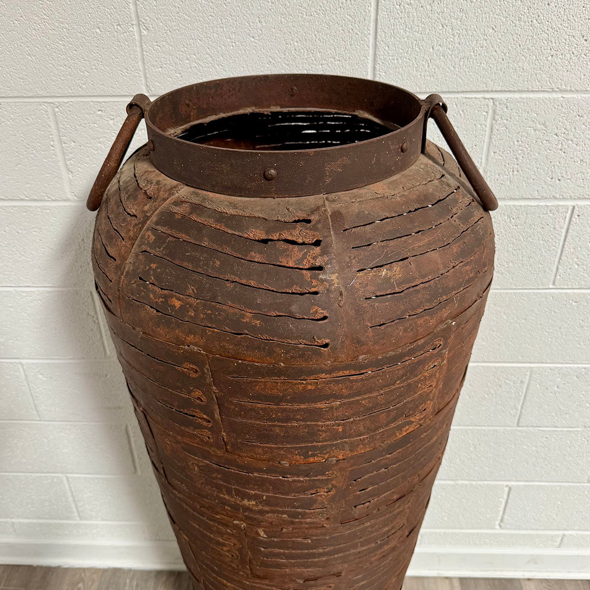 Large Latticework Metal Urn with 2 Handles - Elegant Outdoor Garden Planter for Flowers & Plants - Perfect for Patio, Porch & Backyard Decor