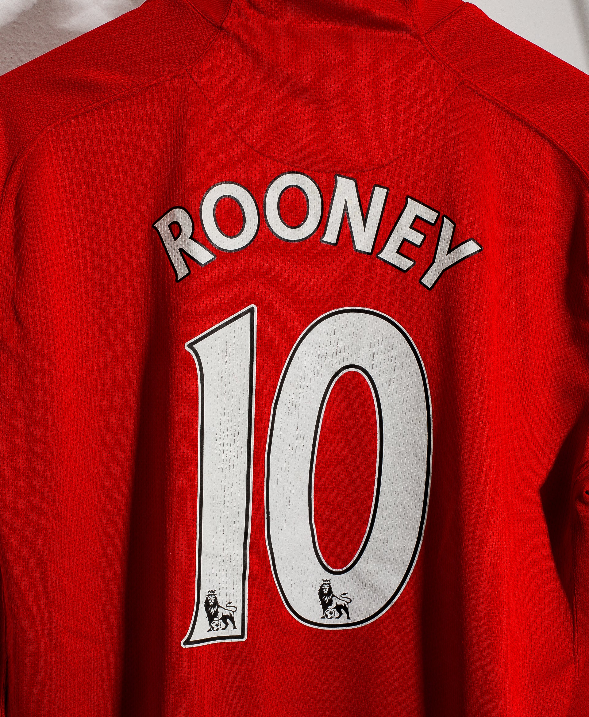 2007 Manchester United Home Jersey #10 Rooney - XL Size - Authentic Soccer Shirt for Fans & Collectors - Perfect for Matchdays, Gifts & Memorabilia