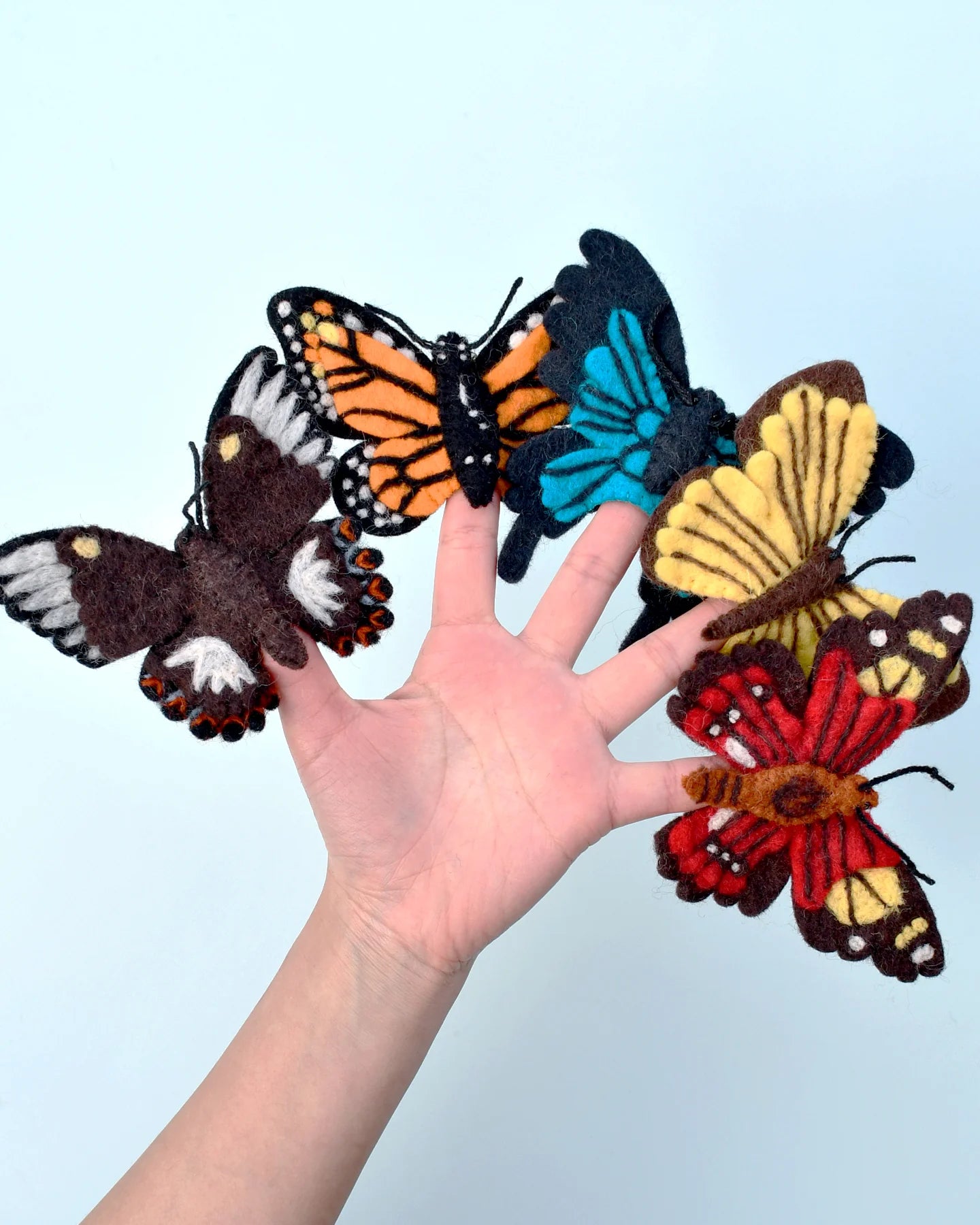 Butterflies Felt Finger Puppet Set - 6PCS Colorful Hand Puppets for Kids Storytelling & Pretend Play - Perfect for Classroom, Birthday Parties & Early Childhood Education