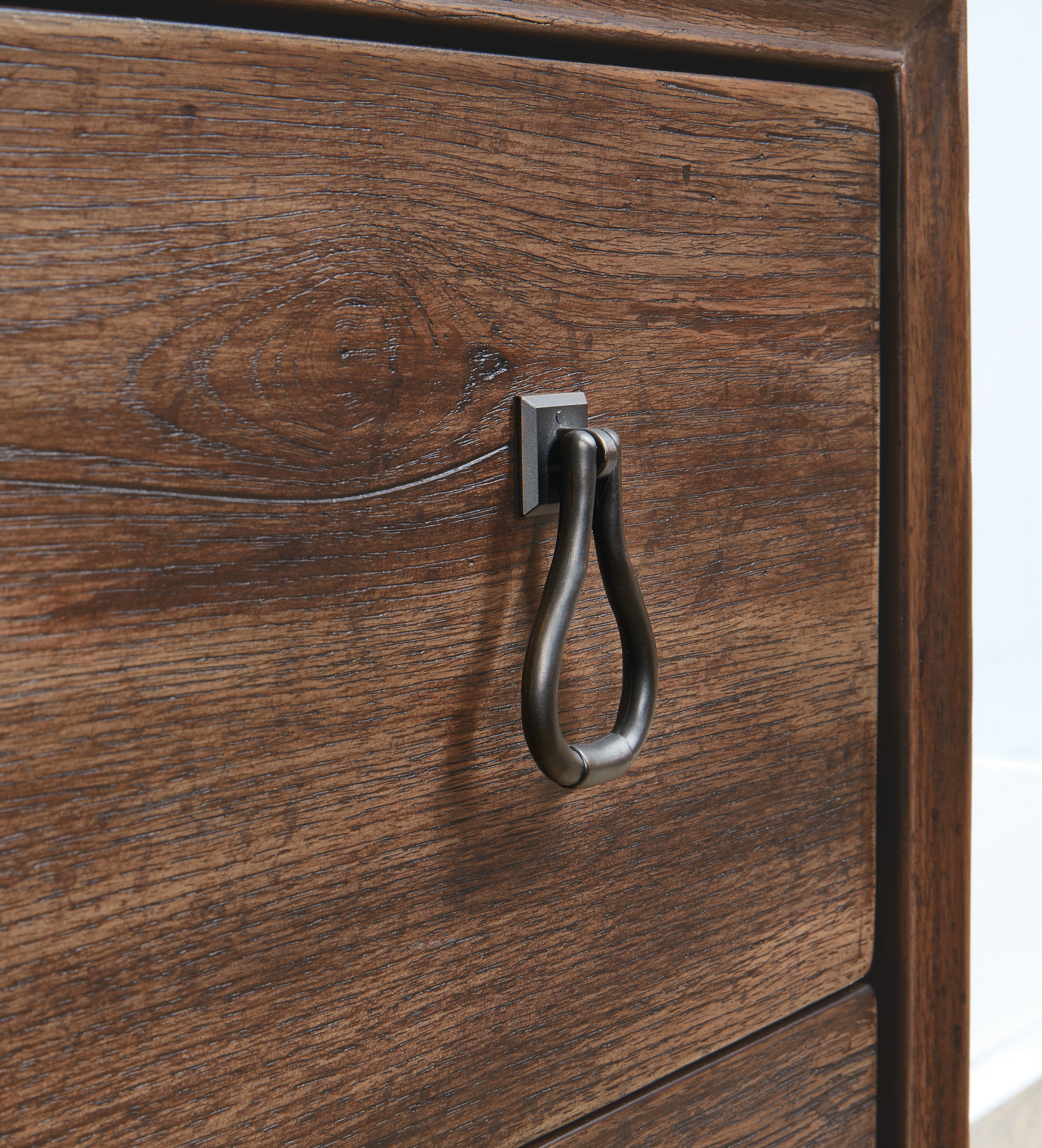 Big Sky Bachelors Chest - Rustic Wooden Storage Dresser for Bedroom, Living Room & Office - Perfect for Organizing Clothes, Books & Home Decor