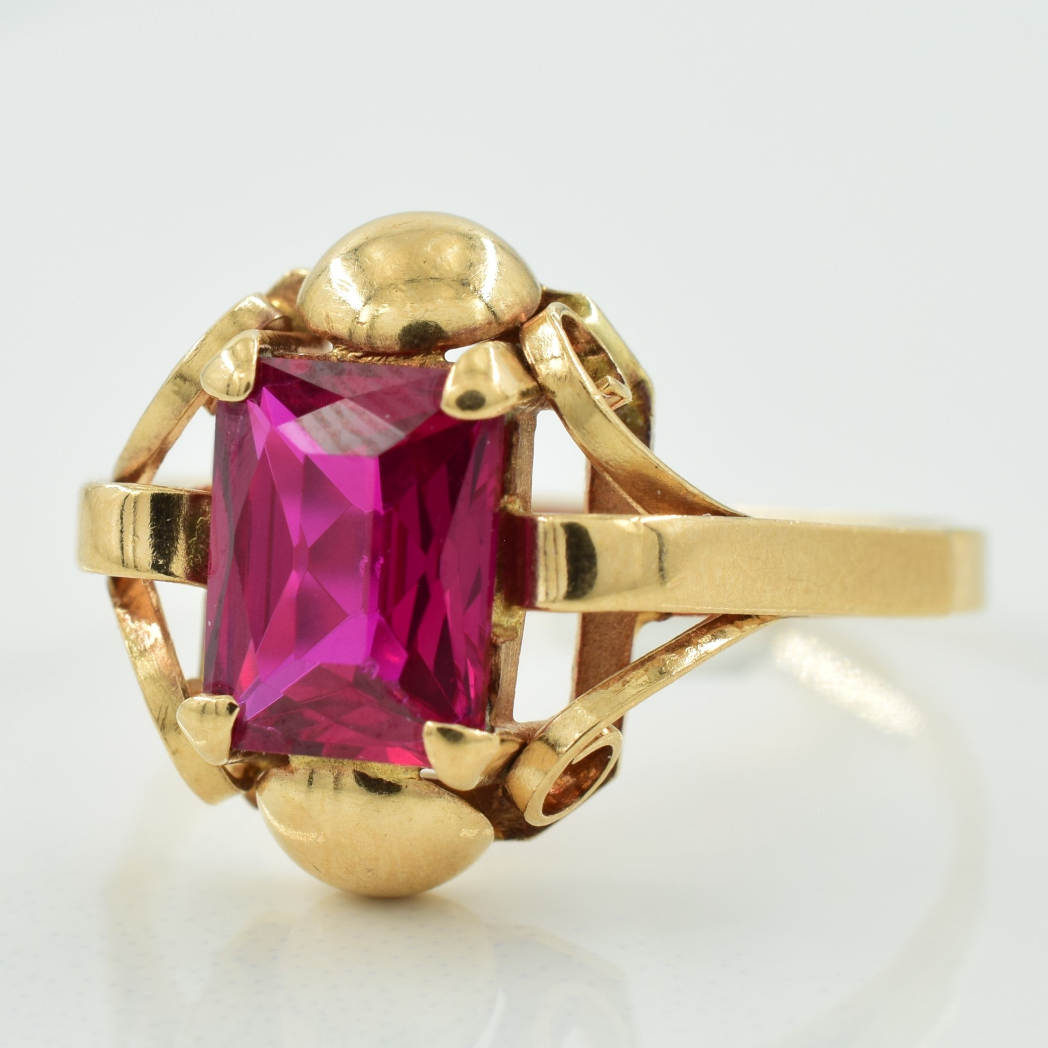 Vintage Hungarian Synthetic Ruby Cocktail Ring - 1.92ct Oval Cut Gemstone - Size 8.25 - Elegant Statement Jewelry for Evening Parties & Special Occasions