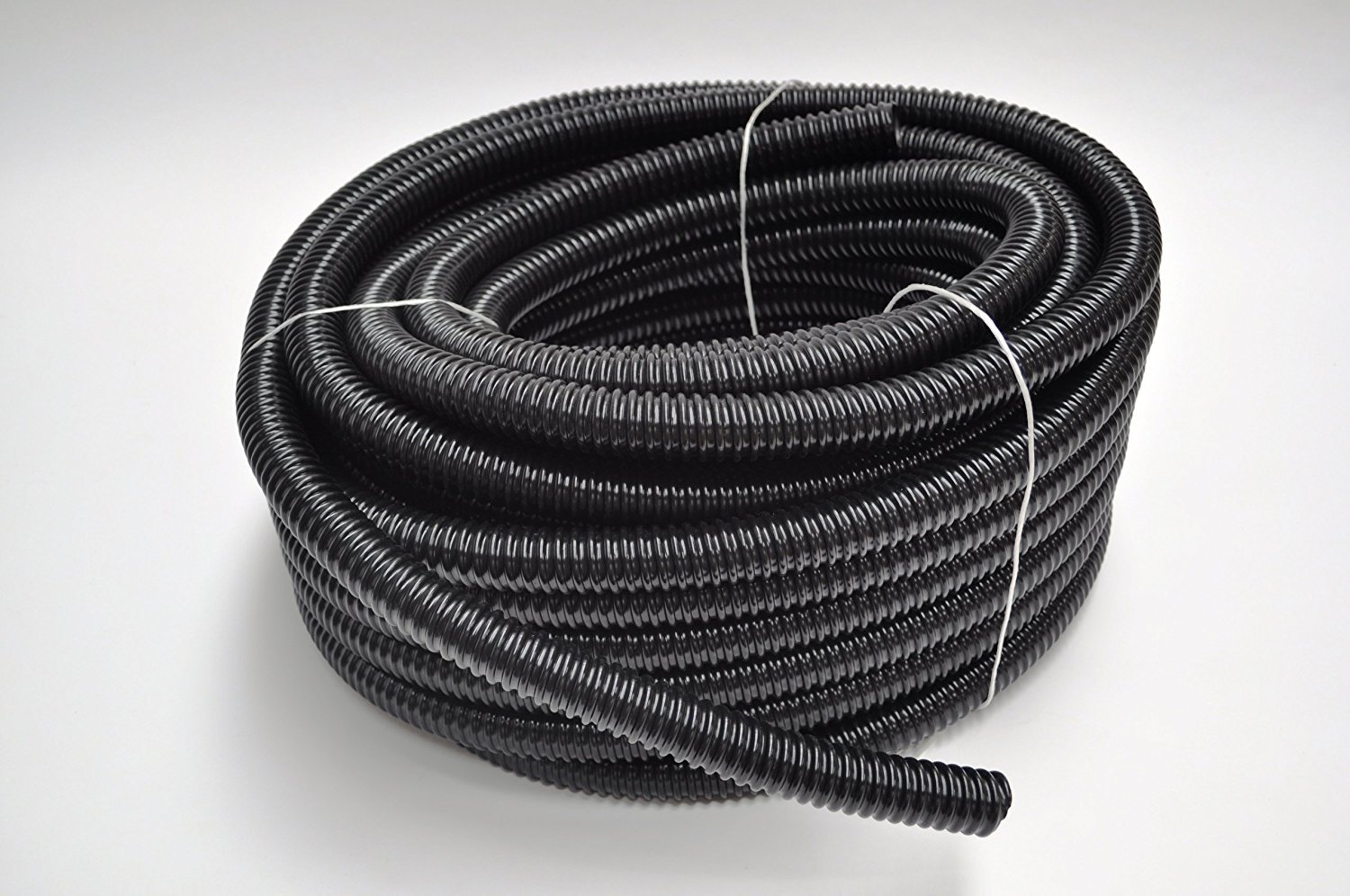 Kink-Free 3/4 Inch ID x 98 Foot Flexible Water Hose for Garden, Pond & Outdoor Use - Durable Non-Kink Metric Garden Hose for Easy Watering, Irrigation & Landscaping
