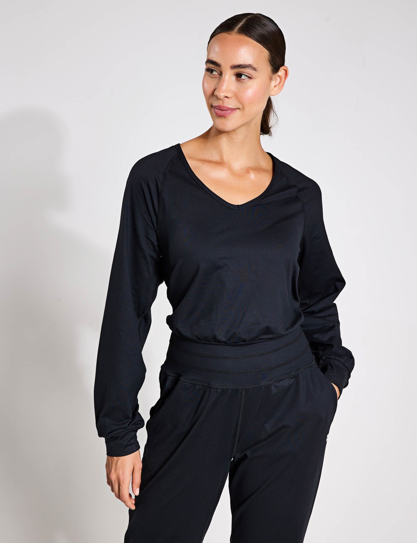 Gaia Yoga Long Sleeve Jumpsuit for Women - Stretchy Comfortable Workout Outfit - Black - Perfect for Yoga, Pilates & Lounge Wear