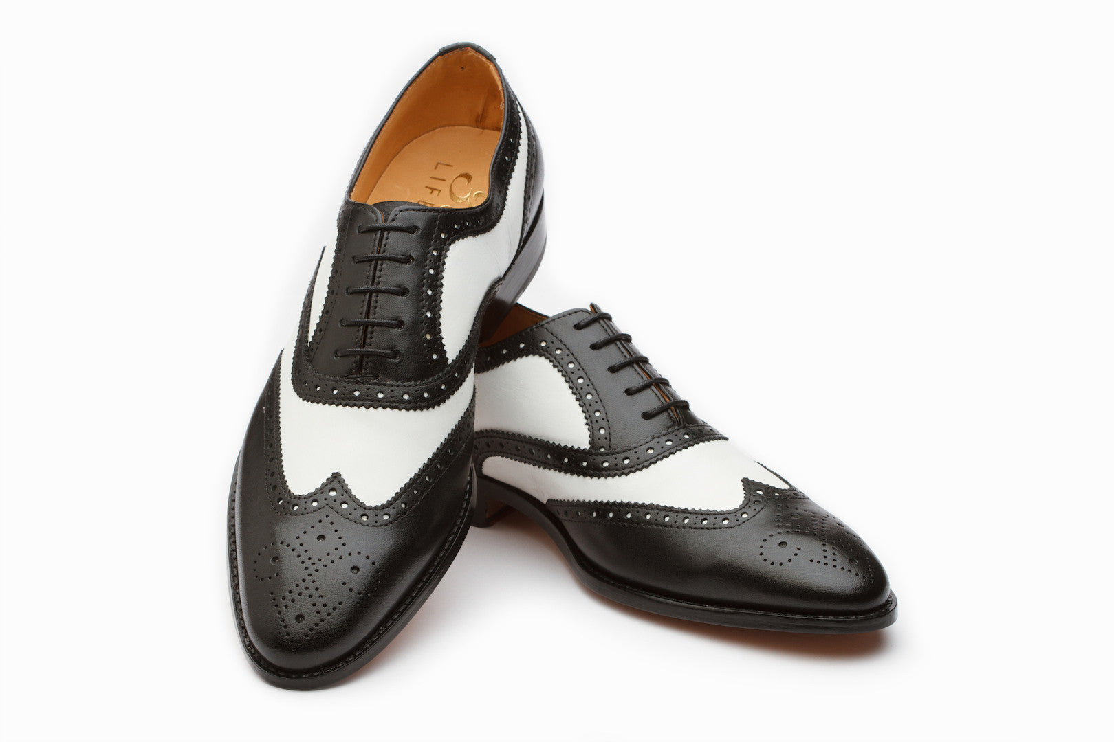 Men's Classic Spectator Wingtip Oxford Shoes - Black & White Two-Tone Dress Shoes for Formal & Business Occasions