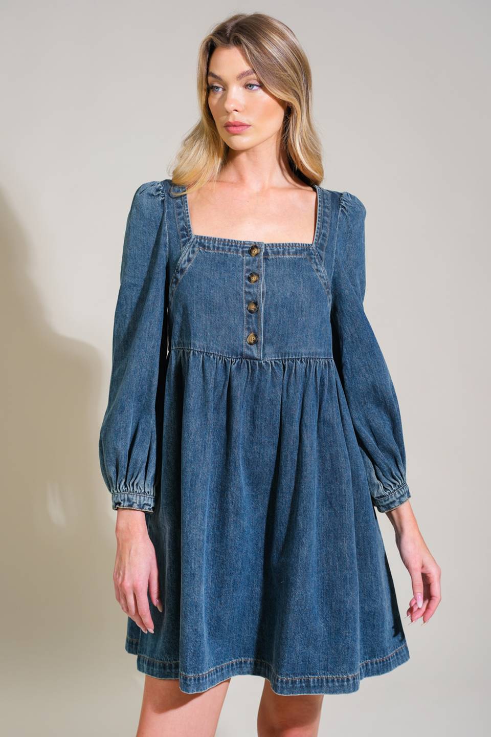 Exotic Escape Long Sleeve Denim Mini Dress - Stylish Vintage Denim Dress for Women, Perfect for Casual Outings, Date Nights & Fall Fashion