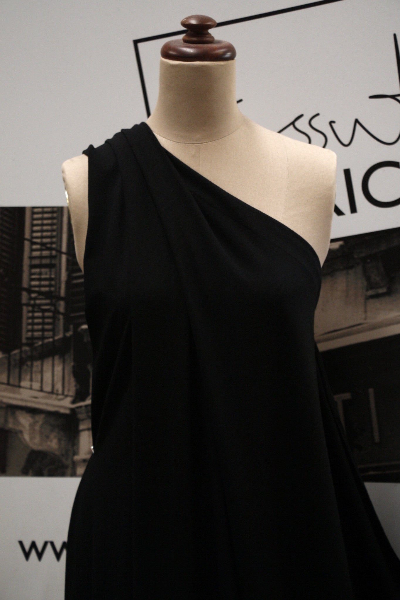 Premium Antou Ebony Jersey - Soft & Breathable Cotton Blend for Men & Women - Perfect for Sports, Casual Wear & Everyday Comfort