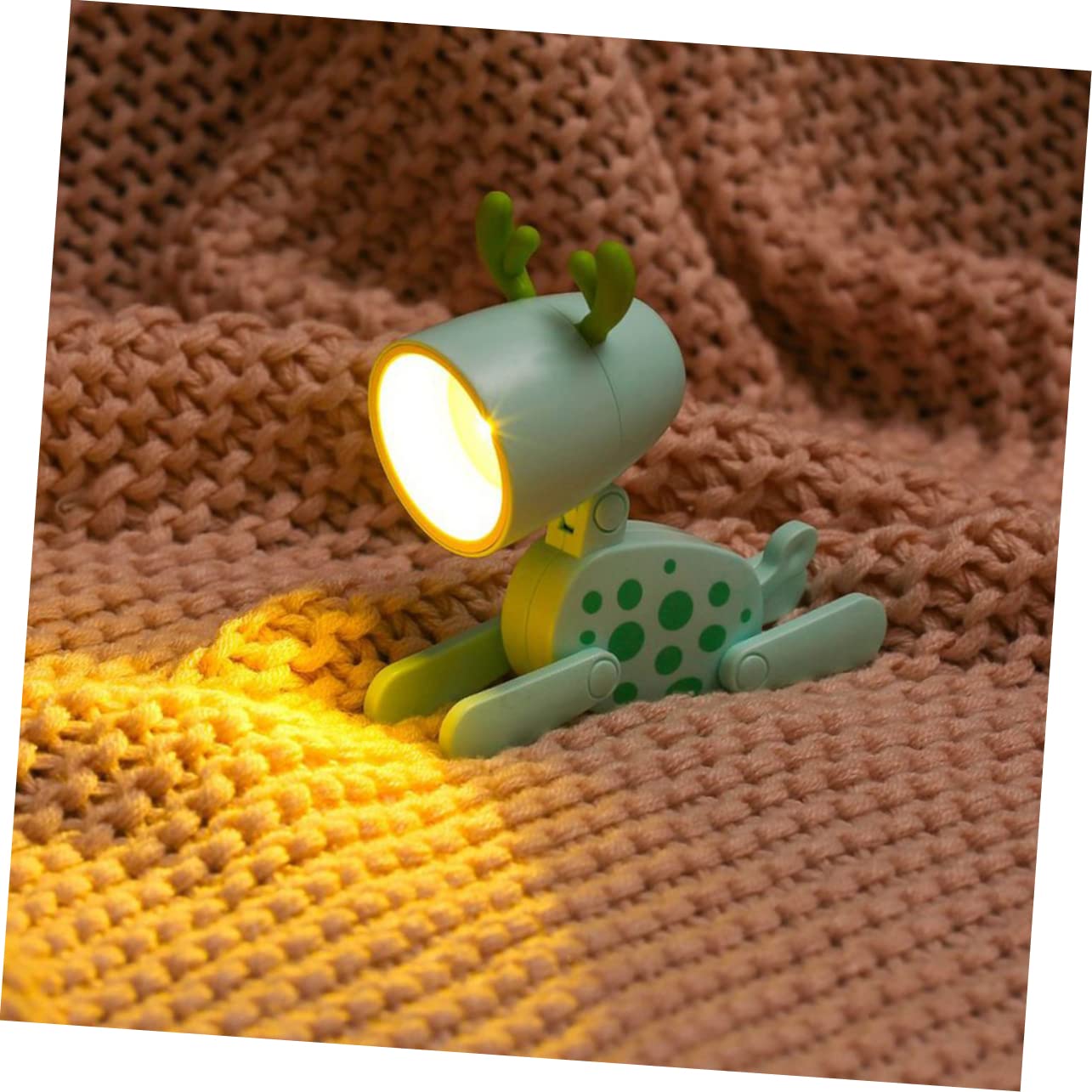 Veemoon Unique Deer Night Light - LED Kids Room Lamp, Creative Decorative Nightlight for Bedroom, Nursery & Children's Playroom - Perfect for Bedtime, Reading & Creating Cozy Atmosphere