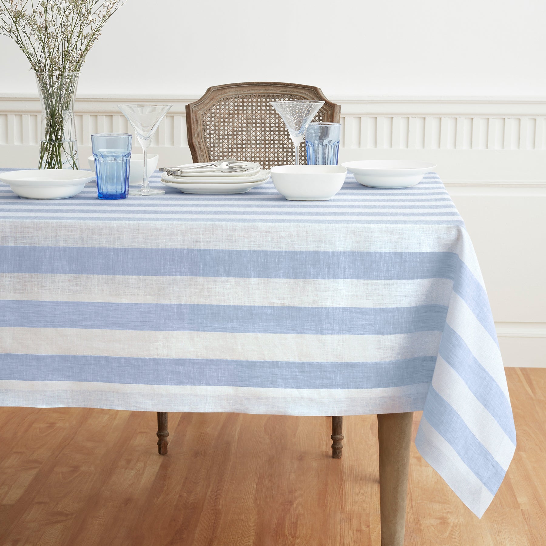 Stylish Cabana Stripe Tablecloth - Waterproof & Wrinkle-Resistant Rectangular Table Cover for Outdoor Dining, Picnics, and Party Decor