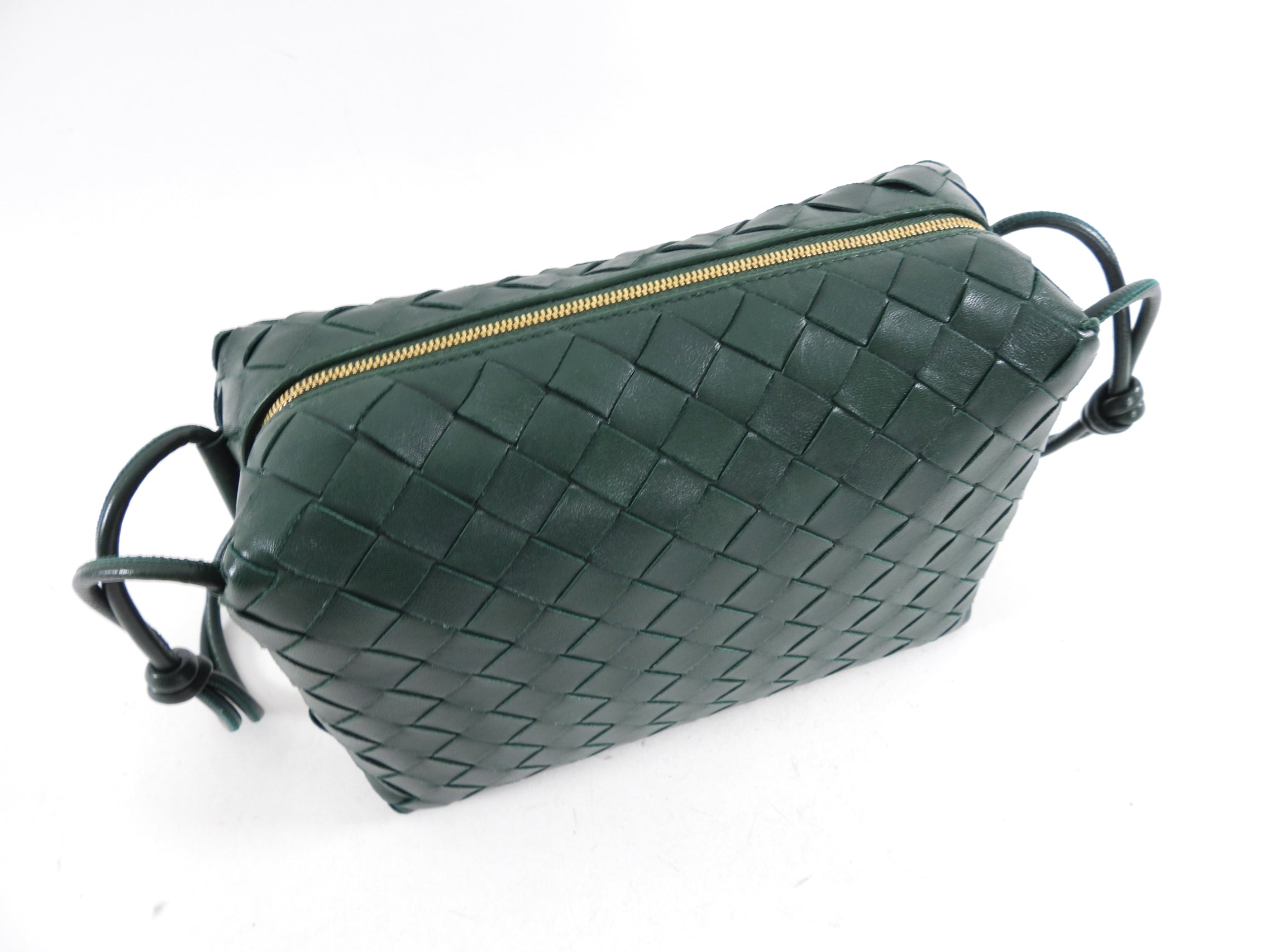 Bottega Veneta Green Intrecciato Leather Crossbody Bag for Women | Luxury Designer Handbag | Perfect for Everyday Use, Travel & Date Night