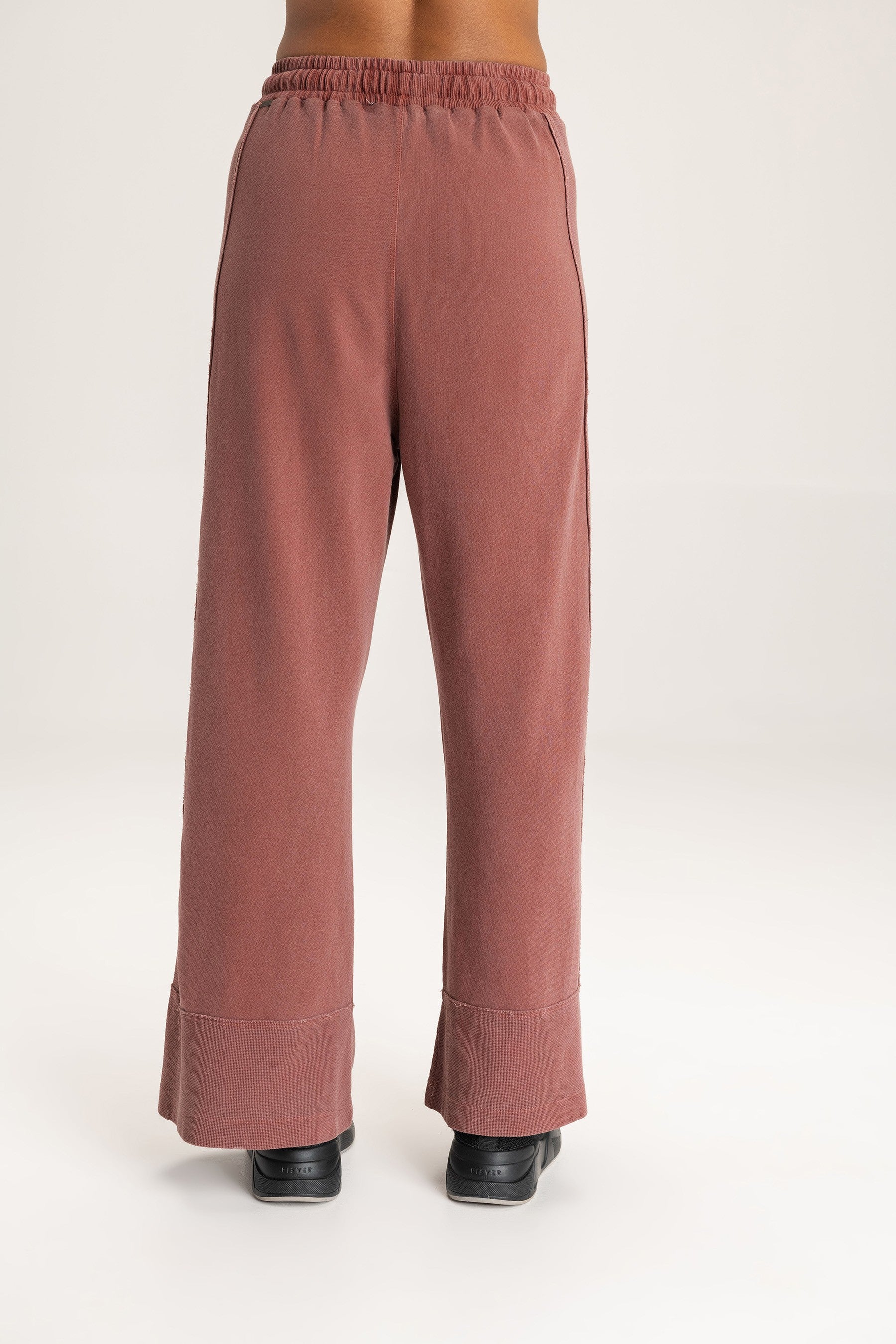Stylish Dye Washed Sweatshirt Pants for Men & Women | Trendy Casual Loungewear Set | Perfect for Home Relaxation, Streetwear Fashion & Weekend Outfits