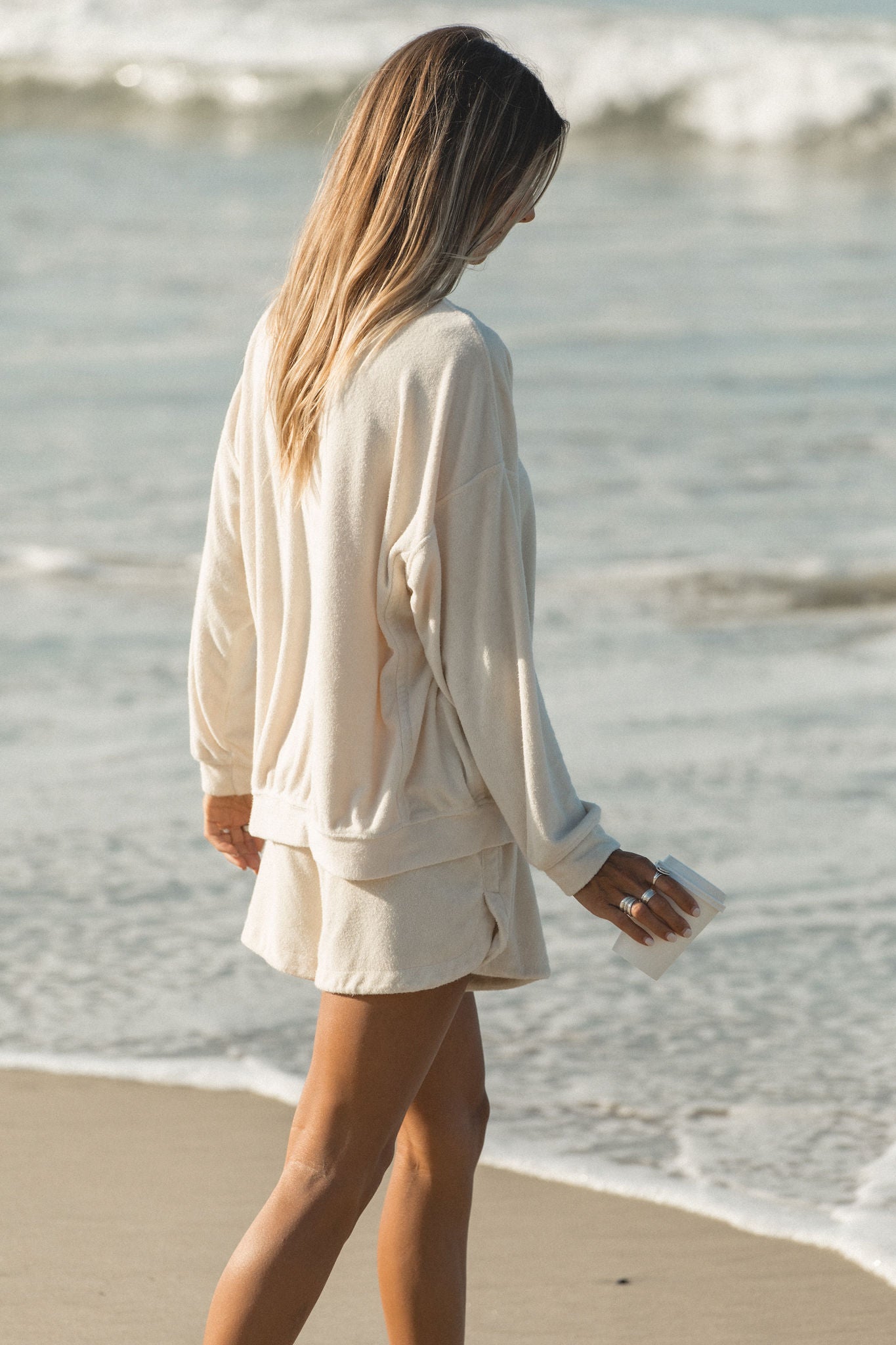 Surfrider Oversized Pullover Hoodie - Soft & Comfortable Beach Towel Cover-Up for Women & Men - Perfect for Surfing, Swimming, and Beach Vacations