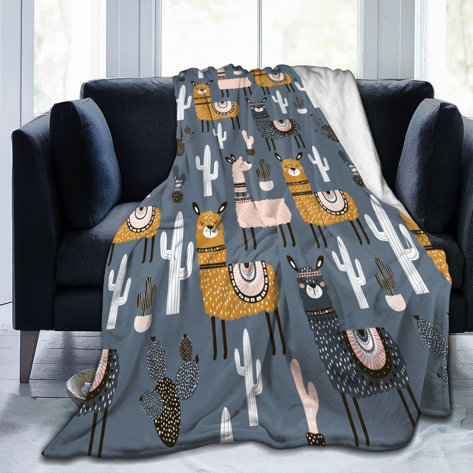Llama Alpaca Cactus Flannel Throw Blanket - Soft Plush Fuzzy Blanket for Bed, Couch & Sofa - Cozy Warm Blanket for Kids, Teens & Adults - Perfect for Winter Nights, Movie Time & Home Decor