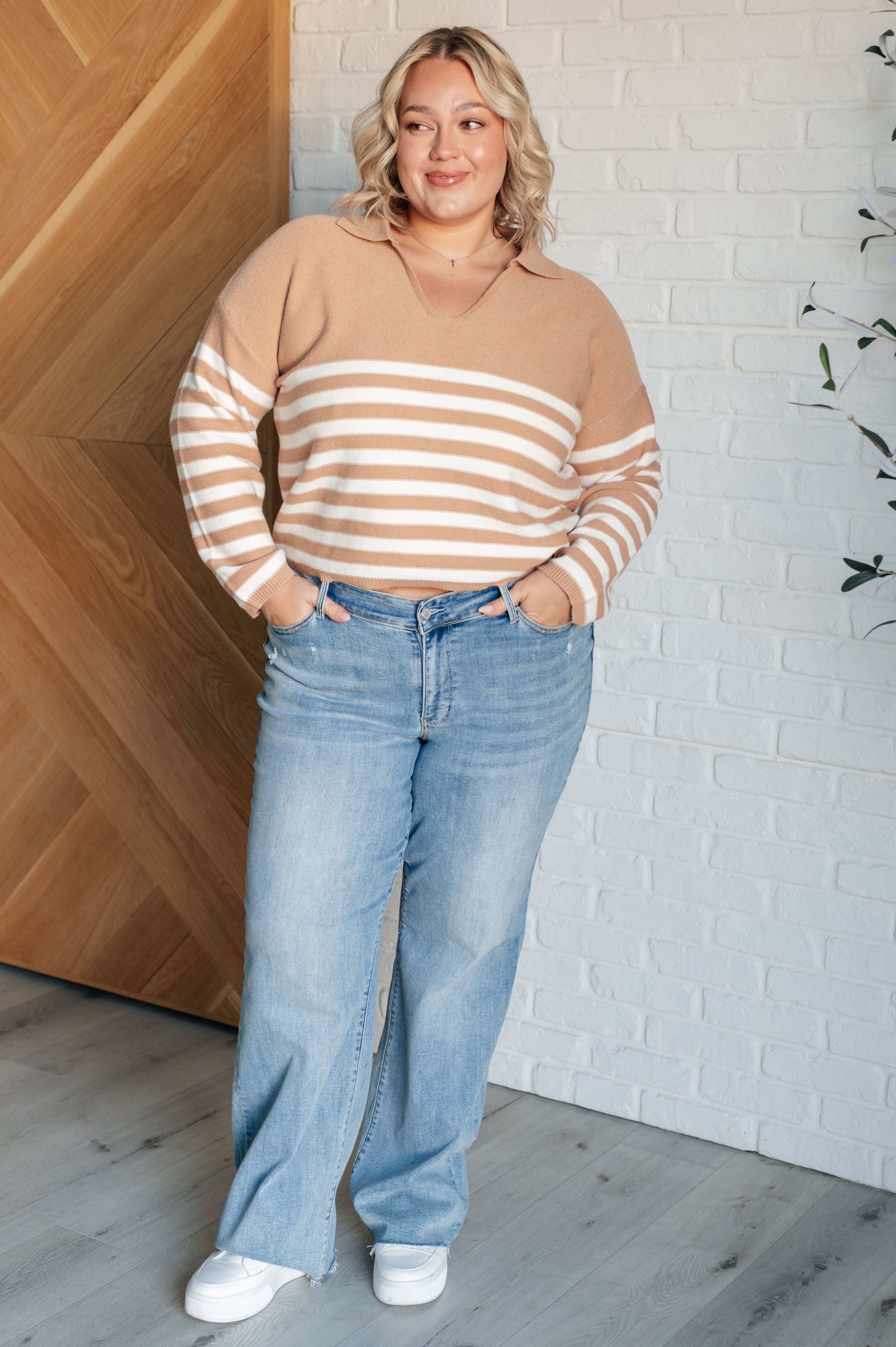 Stylish Striped Sweater for Women - Cozy Knit Pullover for Casual Outfits & Fall Layering | Perfect for Date Nights, Office Wear & Weekend Errands