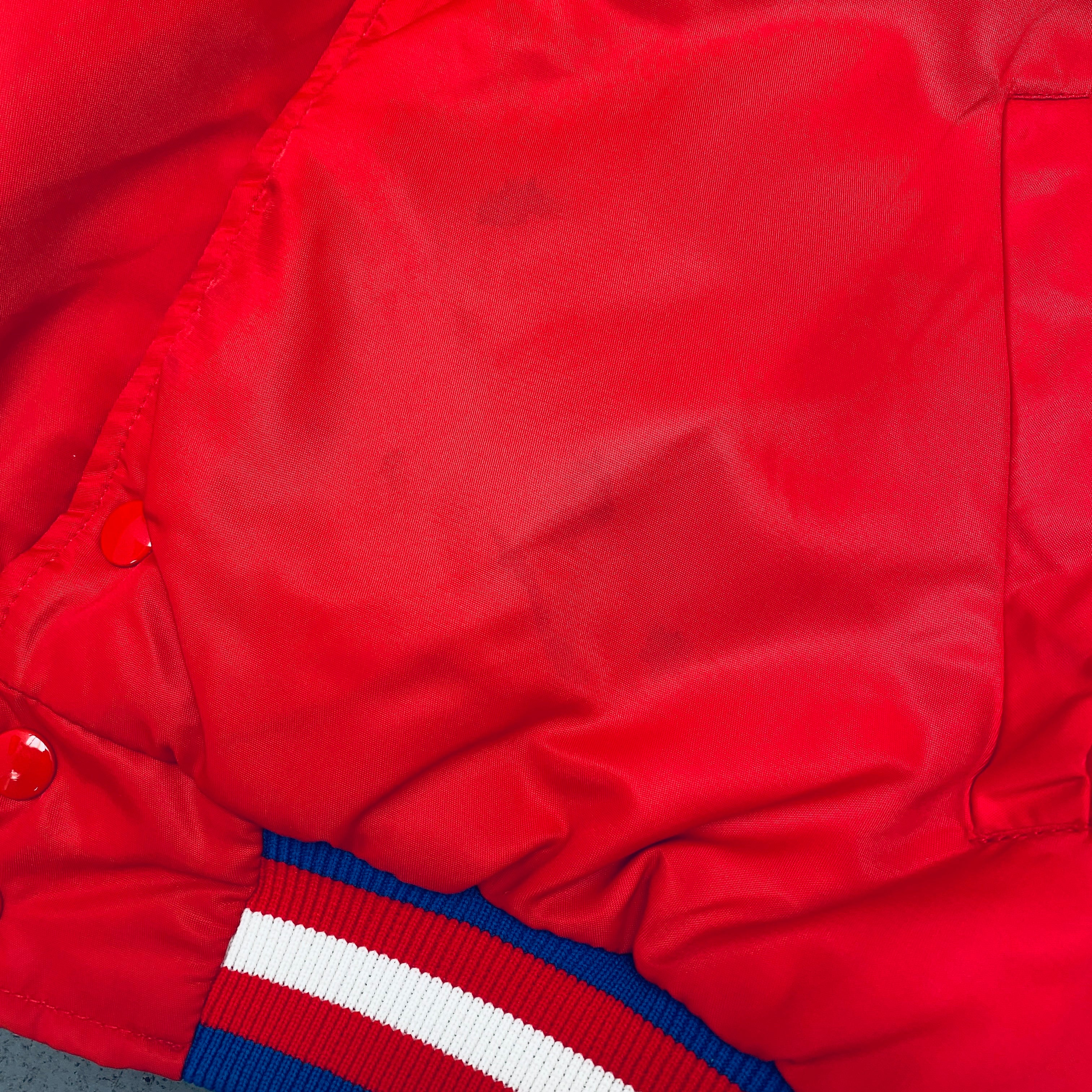 Philadelphia 76ers Vintage 1980s NBA Bomber Jacket for Men - Retro Basketball Fan Gift & Streetwear Fashion