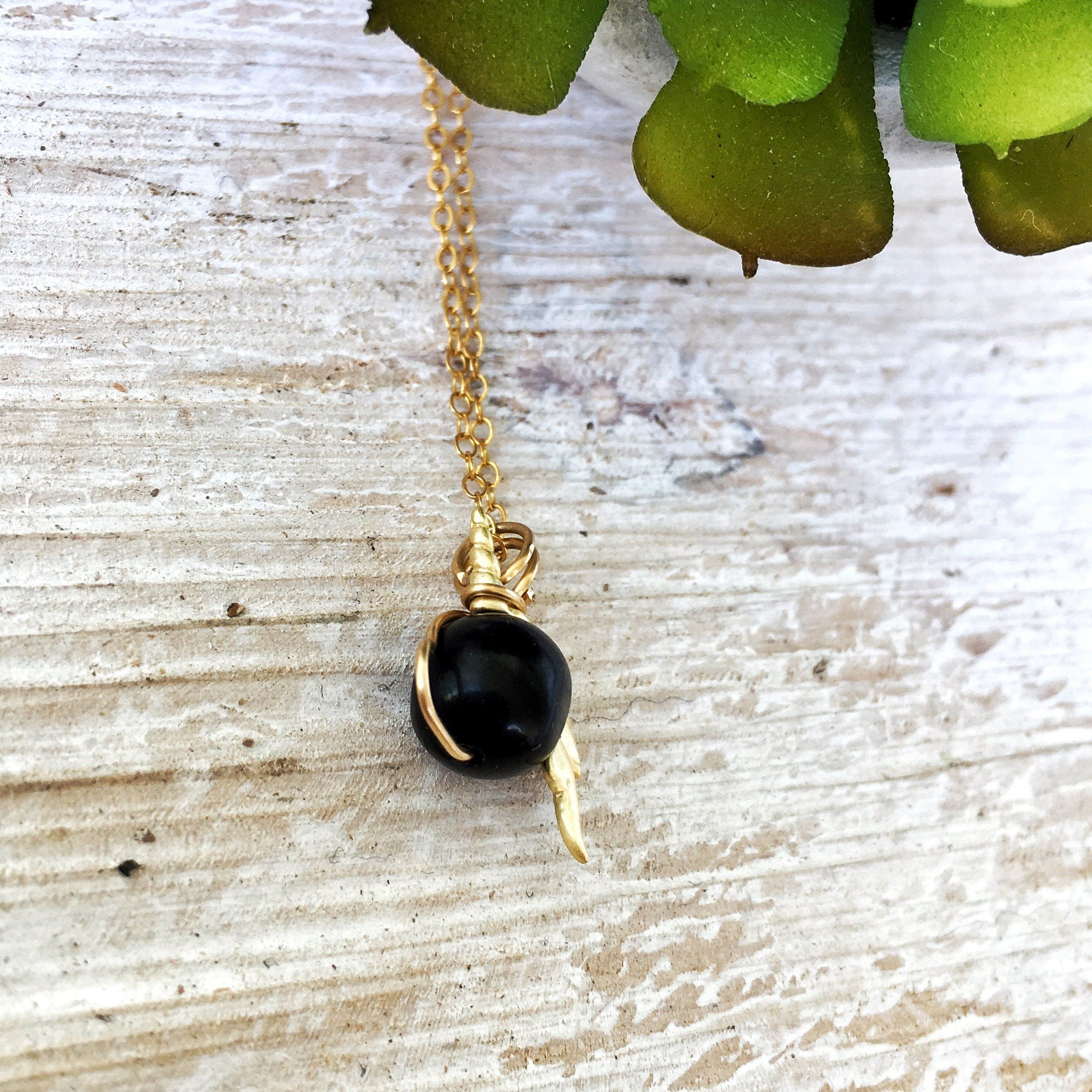 Obsidian Necklace with Unicorn Charm - 14K Gold Filled Pendant for Women, Spiritual Protection & Fashion Jewelry - Perfect for Gifts, Meditation & Everyday Wear