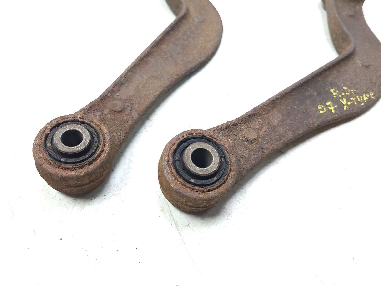 02 08 Jaguar X-Type Rear Upper Control Arm Pair - OEM Replacement Parts for Smooth Ride & Enhanced Handling - Perfect for Suspension Repair & Maintenance