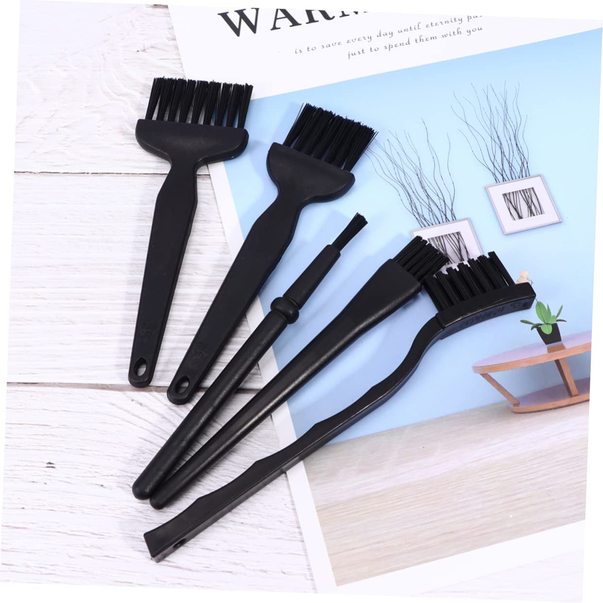 ULTECHNOVO 5-Pack Anti Static Cleaning Brush Set for Electronics - Phone, Tablet, Computer, Motherboard & Detail Cleaning | Dust Removal Tool for Gadgets, Keyboards & Sensitive Components | Perfect for Home, Office & Tech Maintenance