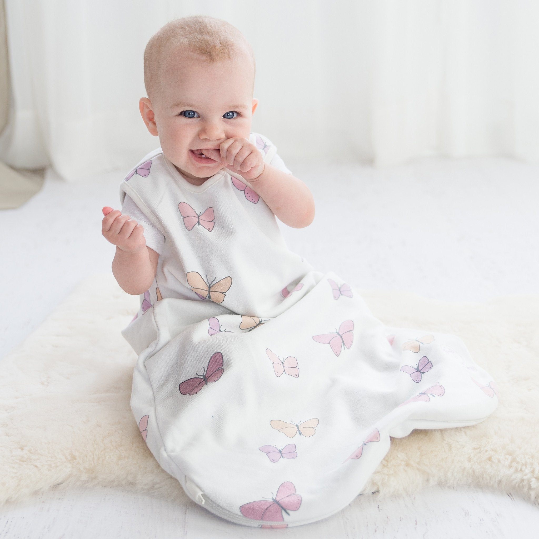 4 Season Baby Sleeping Bag - Merino Wool & Organic Cotton, Soft & Breathable for Newborns & Toddlers - Perfect for Nursery, Travel & Outdoor Adventures