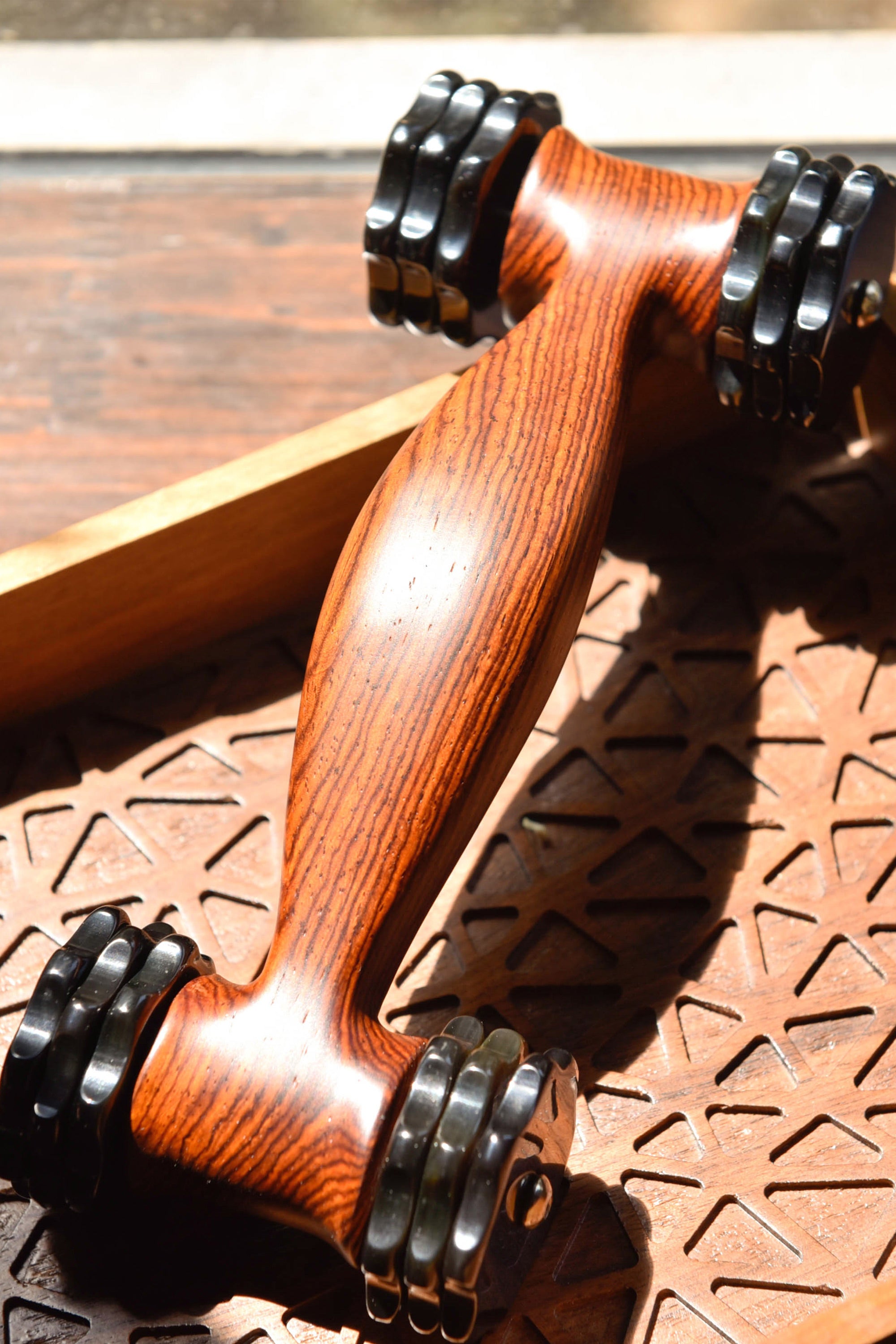 Premium Rosewood & Buffalo Horn Massage Roller for Face & Body - Reduce Wrinkles, Relieve Muscle Tension - Perfect for Skincare Routine & Post-Workout Recovery