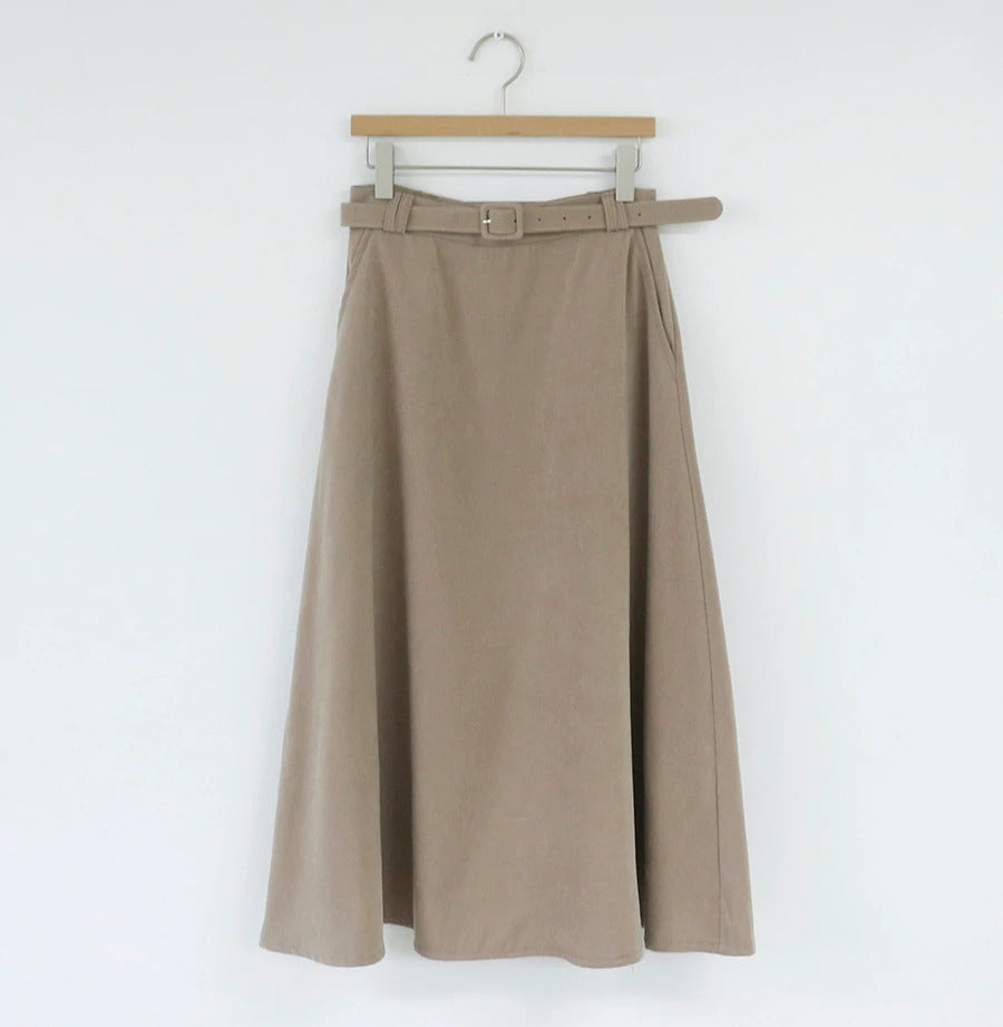 Elegant A-Line Pleated Knee-Length Suede Skirt with Vintage Plaid Long Sleeve - Perfect for Fall Fashion, Office Wear & Casual Outfits