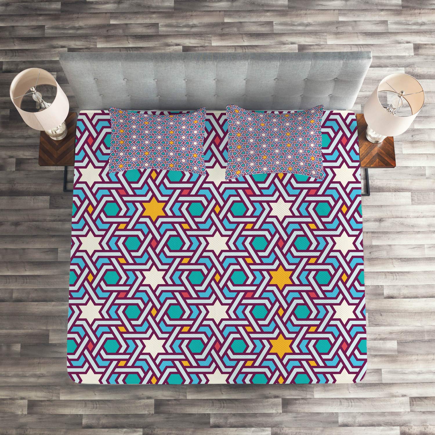 Ambesonne Oriental Geometric Quilt Set - King Size 3-Piece Bedspread with 2 Pillow Shams, Traditional Eastern Design with Lines & Stars Pattern, Multicolor | Perfect for Bedroom Decor, Guest Room, and Bohemian Style Home