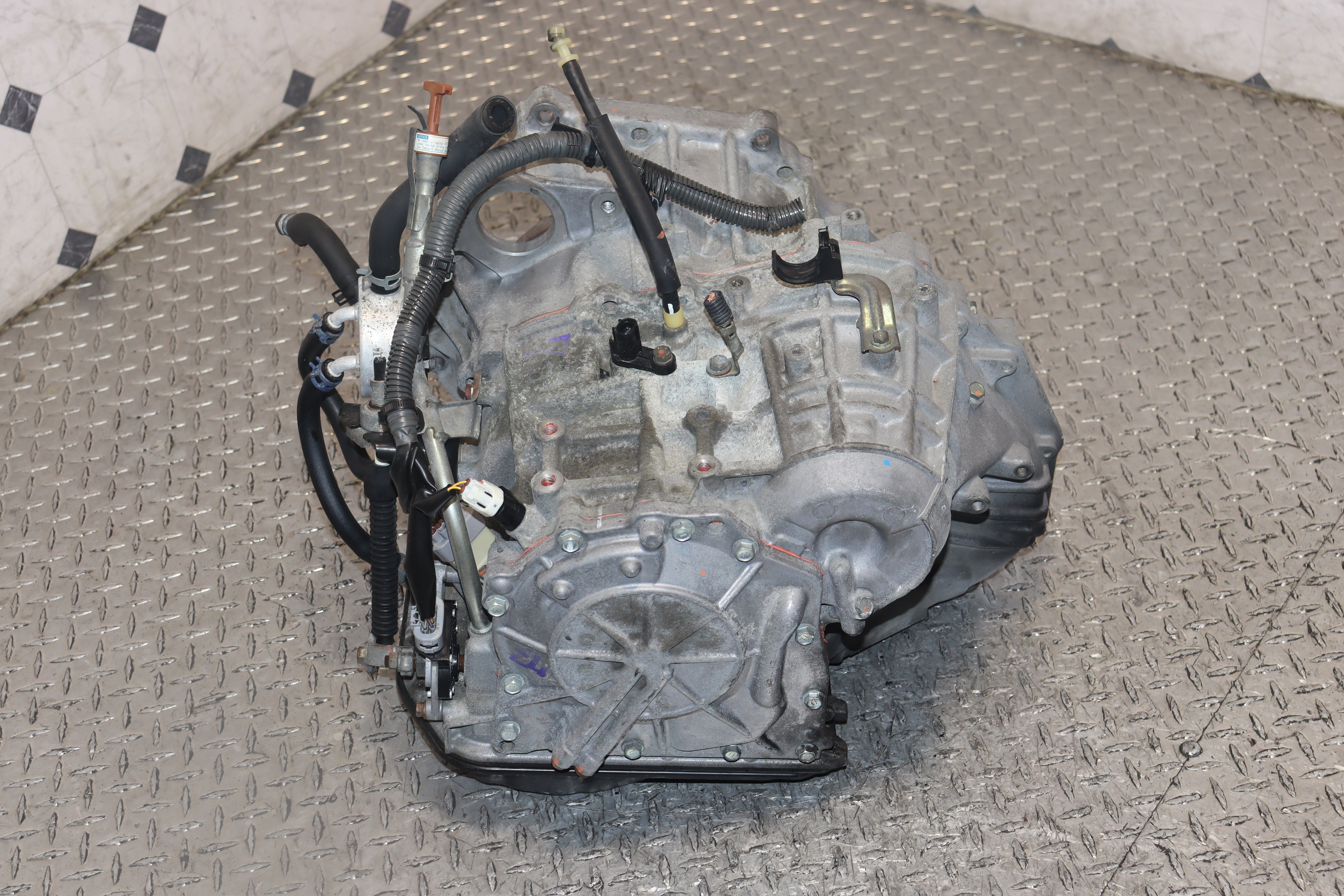 JDM 2AZ-FE Automatic Transmission for Toyota RAV4 2.4L 2004-2008 - Replacement Transmission for Smooth Shifting & Reliable Performance - Perfect for Off-Roading, Daily Commuting & Long Road Trips