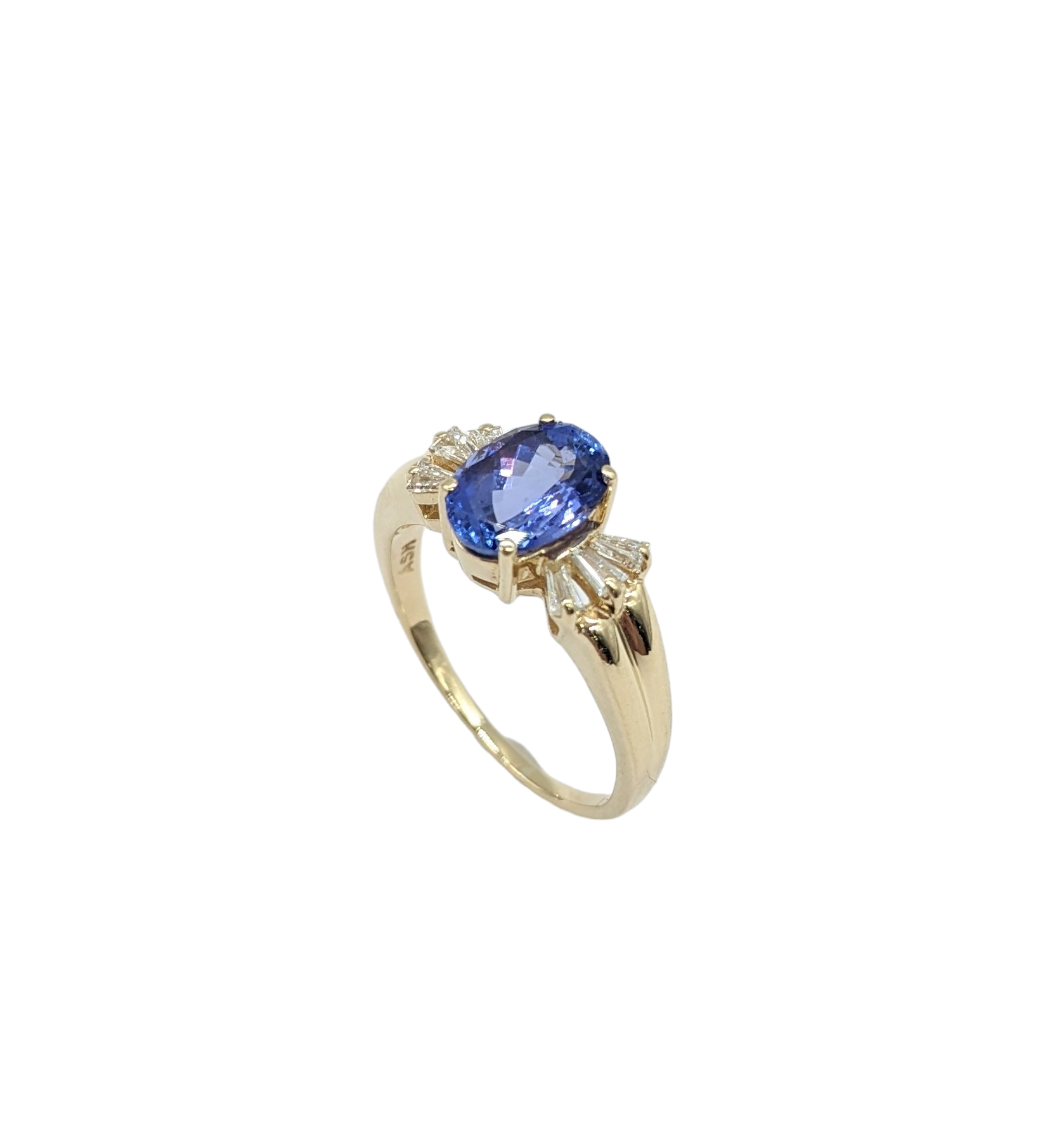 Exquisite Tanzanite and Diamond Ring for Women | Elegant Blue Gemstone Jewelry for Engagement, Wedding & Special Occasions