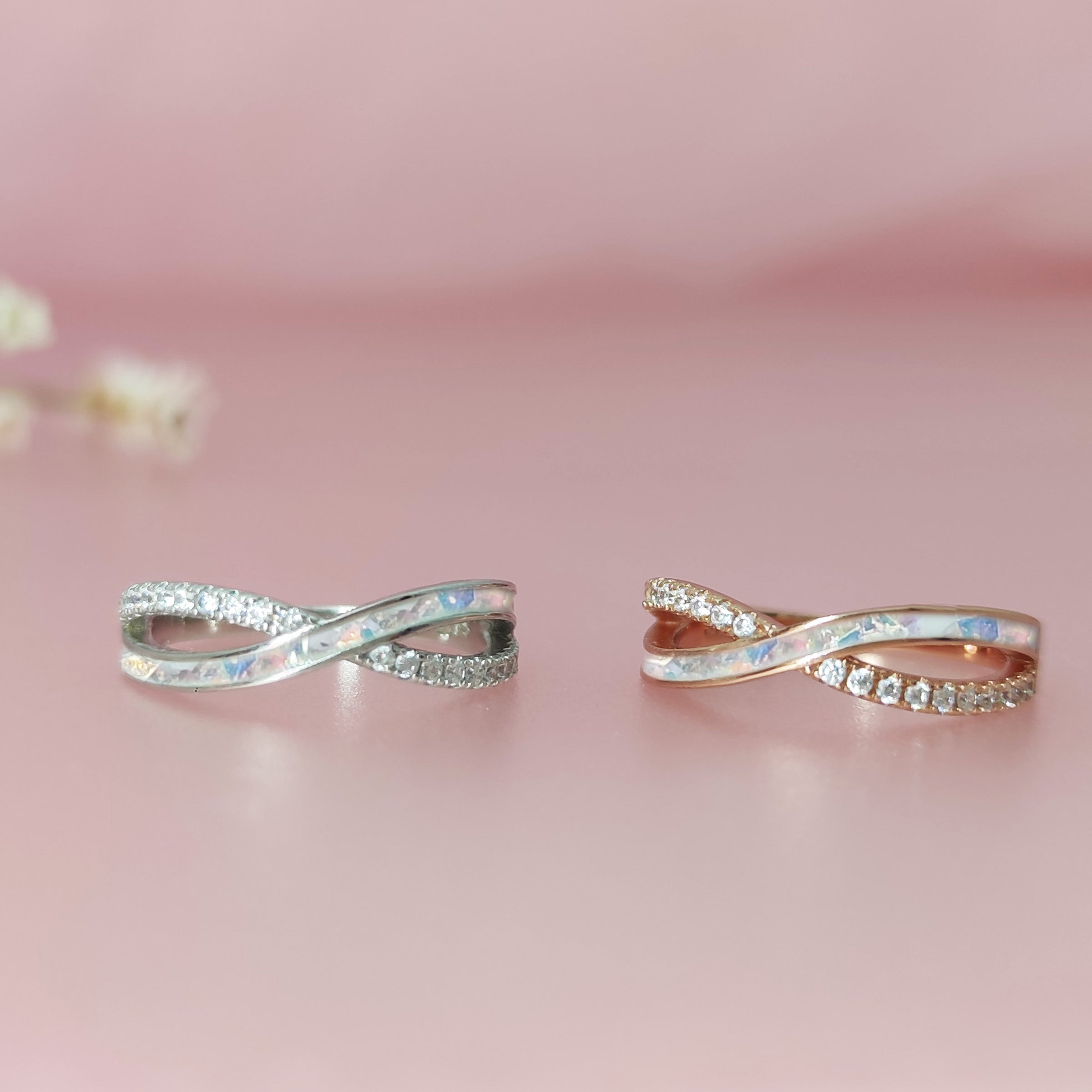 Love Bond Ashes Ring - Memorial Jewelry for Loved Ones - Perfect for Remembrance, Keepsake & Sympathy Gifts