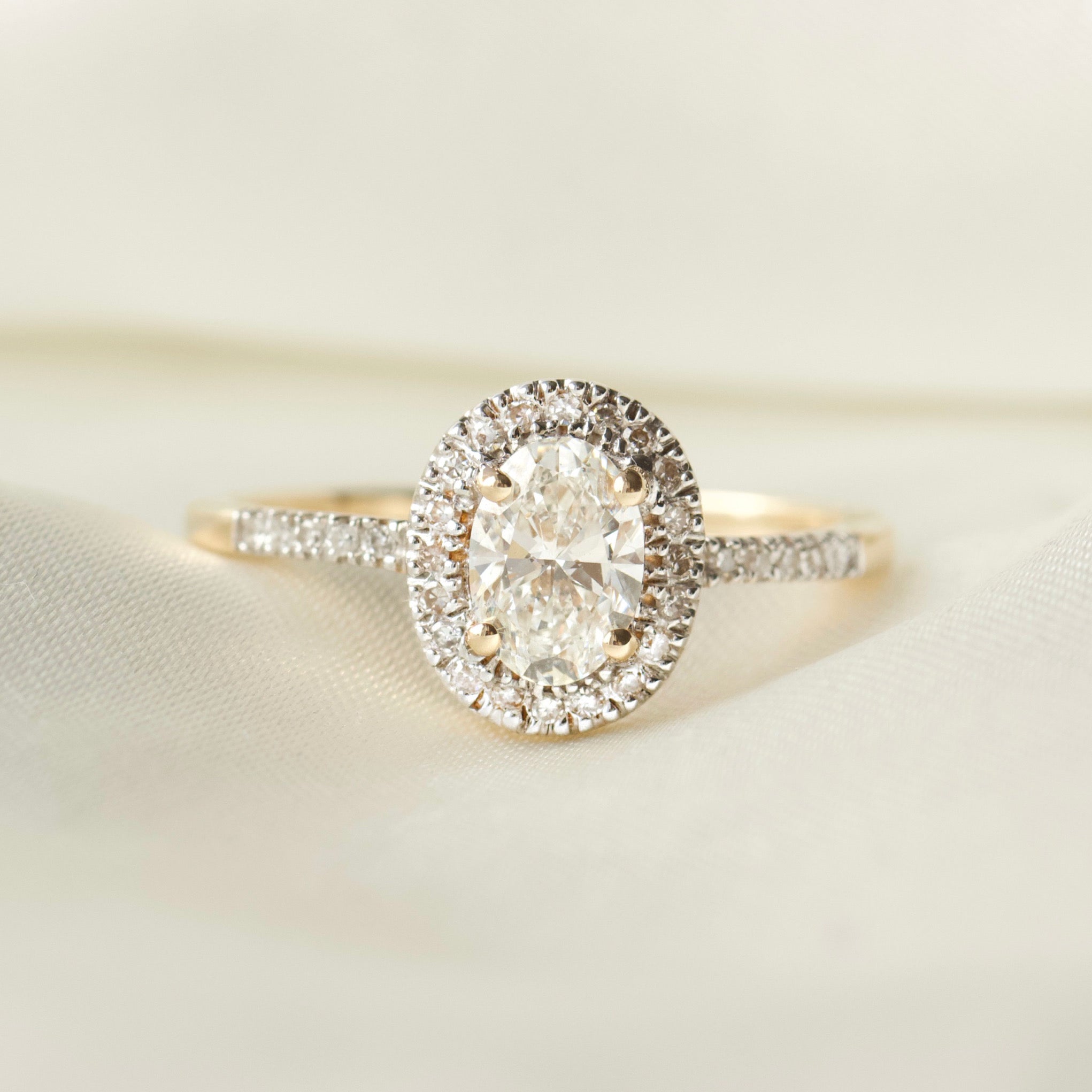 Felicity Lab Grown Diamond Ring - UK Size O - Ethical & Affordable Engagement Ring for Women - Perfect for Proposals, Anniversaries & Special Occasions