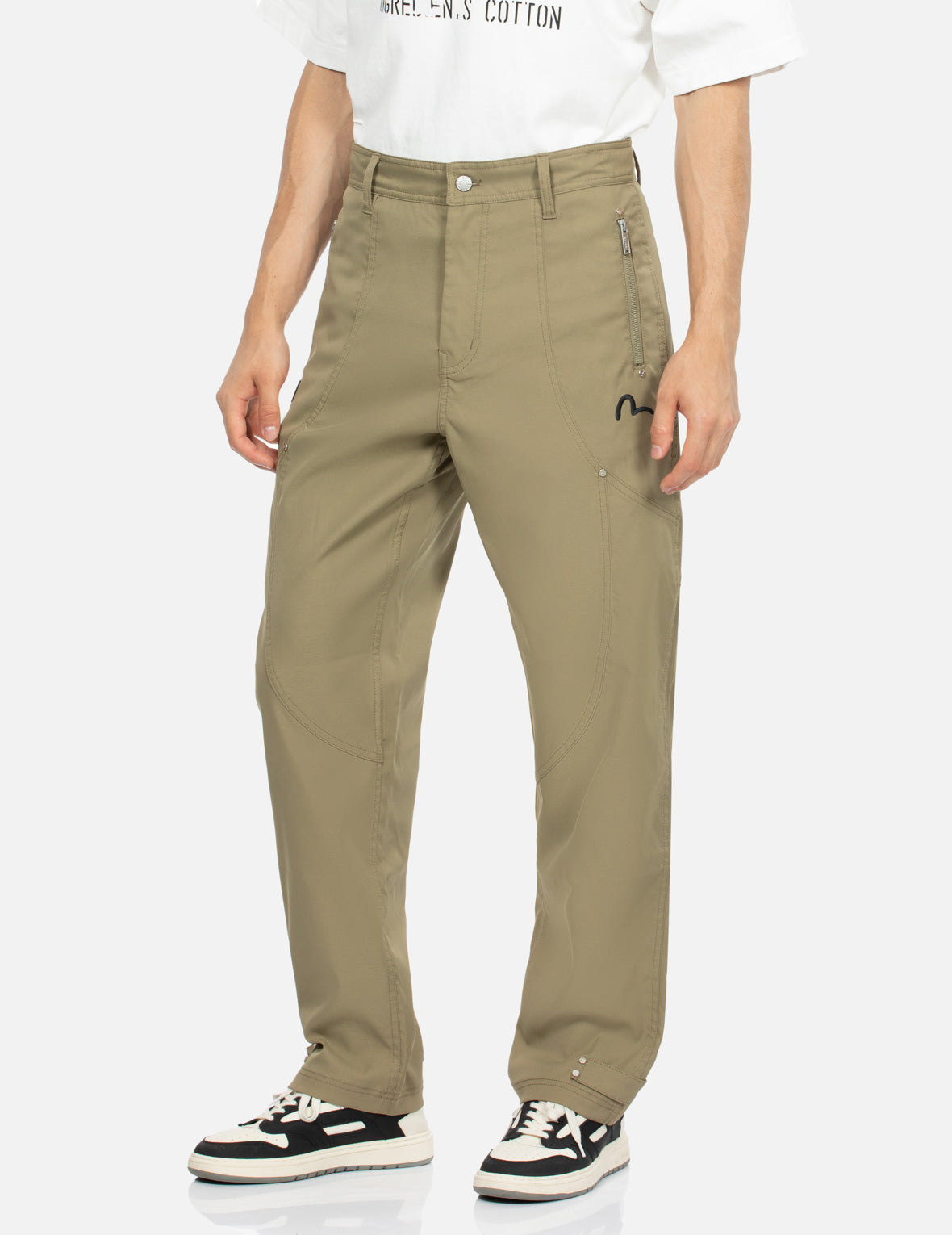 Daicock Insert & Kamon Appliqué Loose Fit Patchwork Pants for Men - Trendy Streetwear, Casual Comfort, and Japanese Style Fashion for Everyday Wear