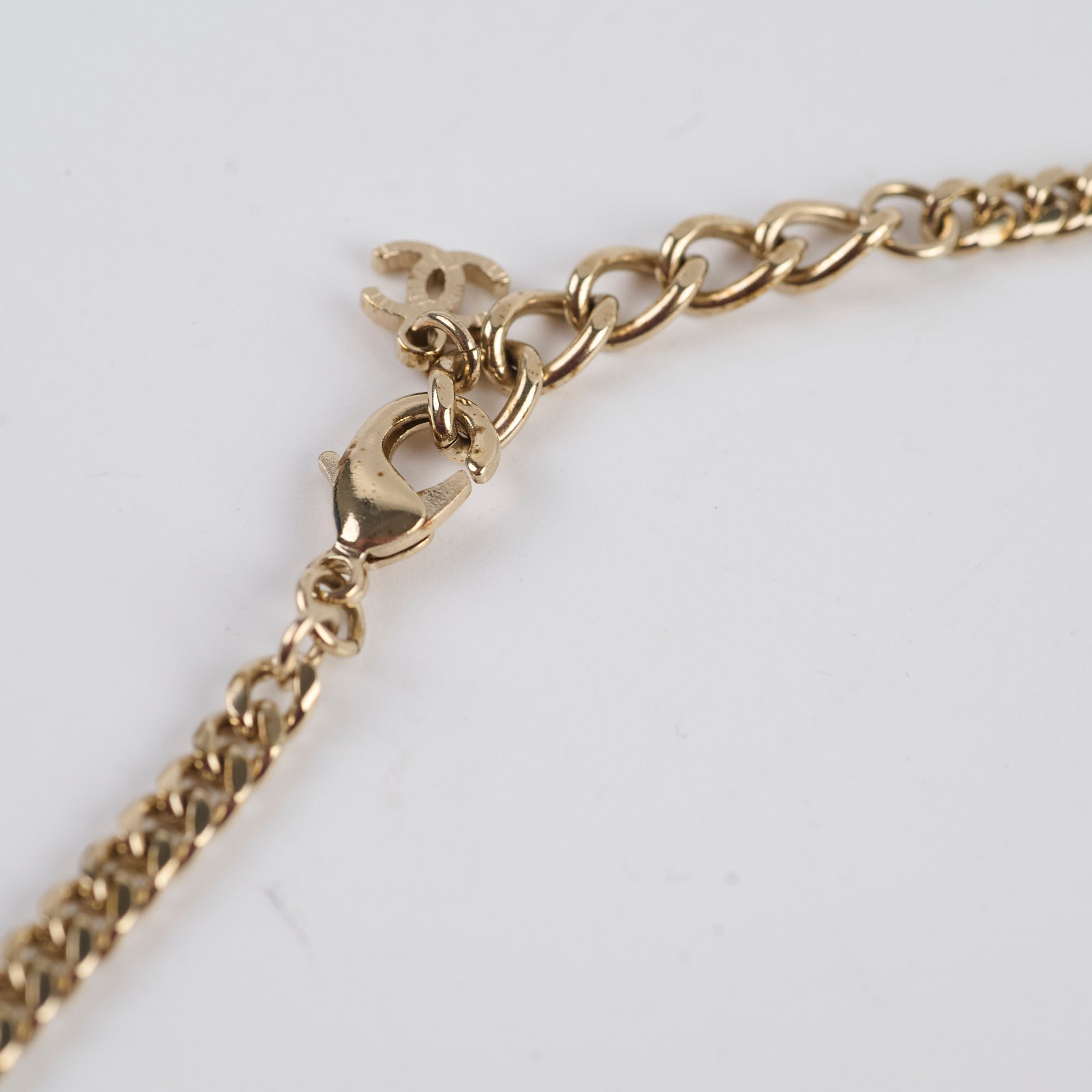 Chanel No.5 Perfume Bottle Necklace - Elegant Fashion Jewelry Inspired by Iconic Fragrance | Perfect Gift for Women, Birthday, Anniversary & Special Occasions